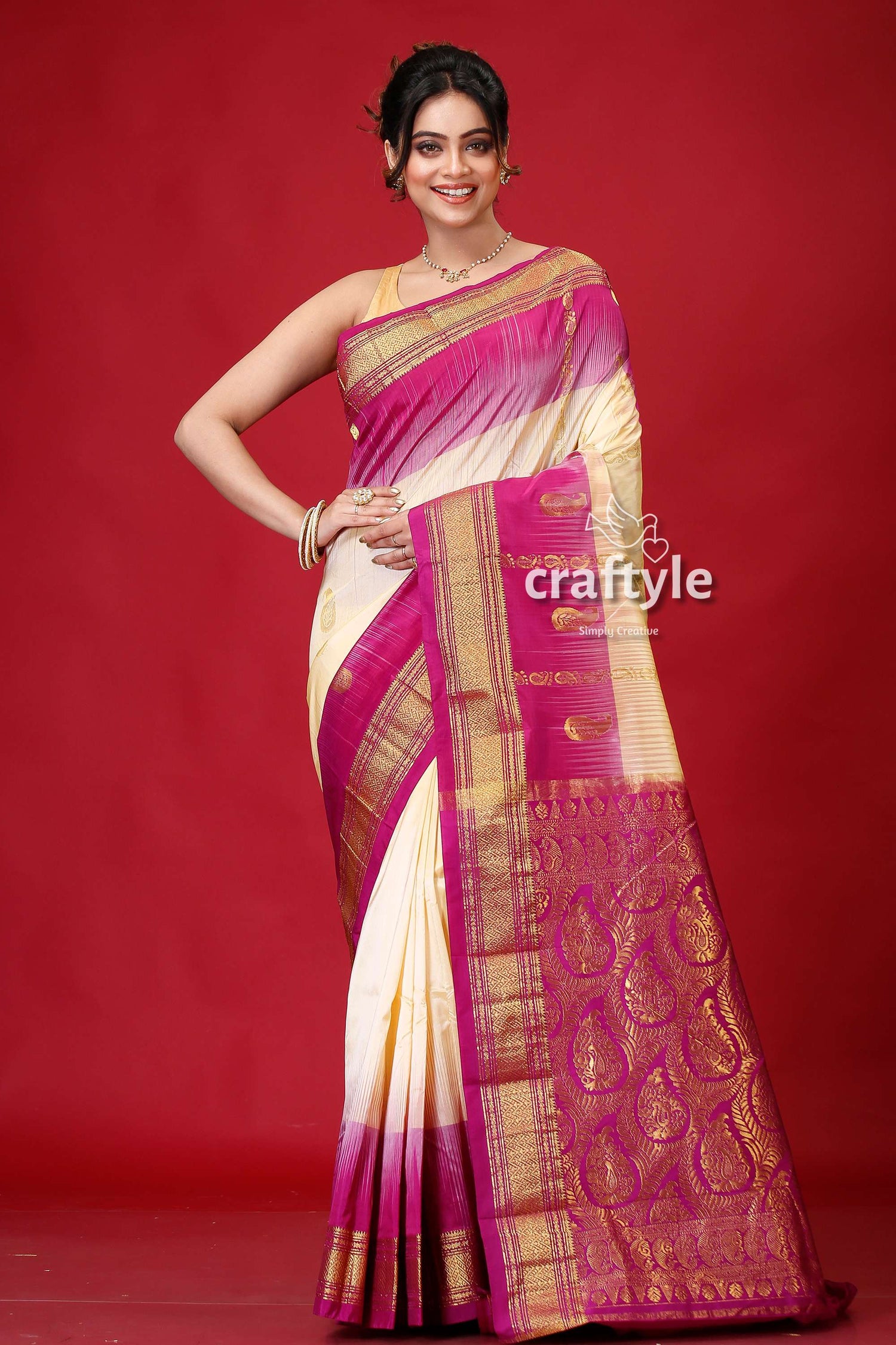 Dark Cream and Plum Classic Kanjivaram Silk Saree-Craftyle