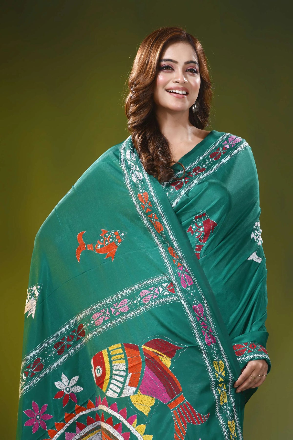 Dark green blue kantha work silk saree with handcrafted fish motif 2