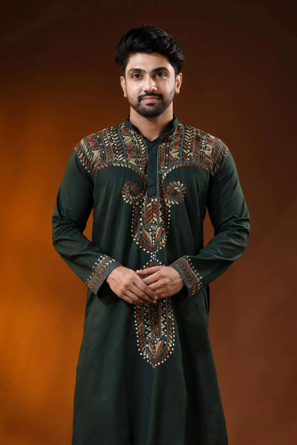 Dark green cotton kantha stitch kurta for men - rust hand embroidery 2