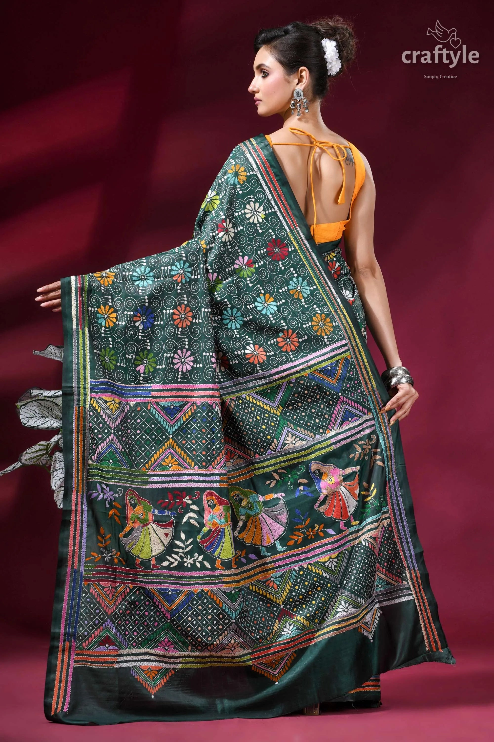 Dark green folk art design kantha stitched silk saree dark green silk saree adorned 5