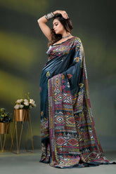 Dark jungle green multi-thread ethnic design silk kantha saree 4