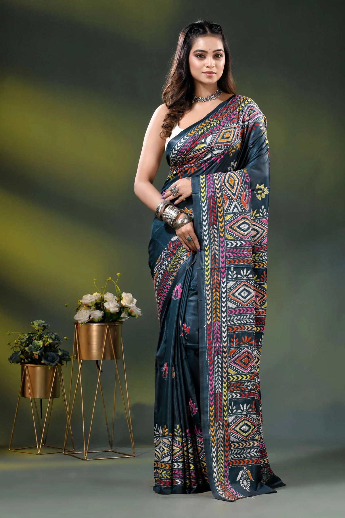 Dark jungle green multi-thread ethnic design silk kantha saree 1