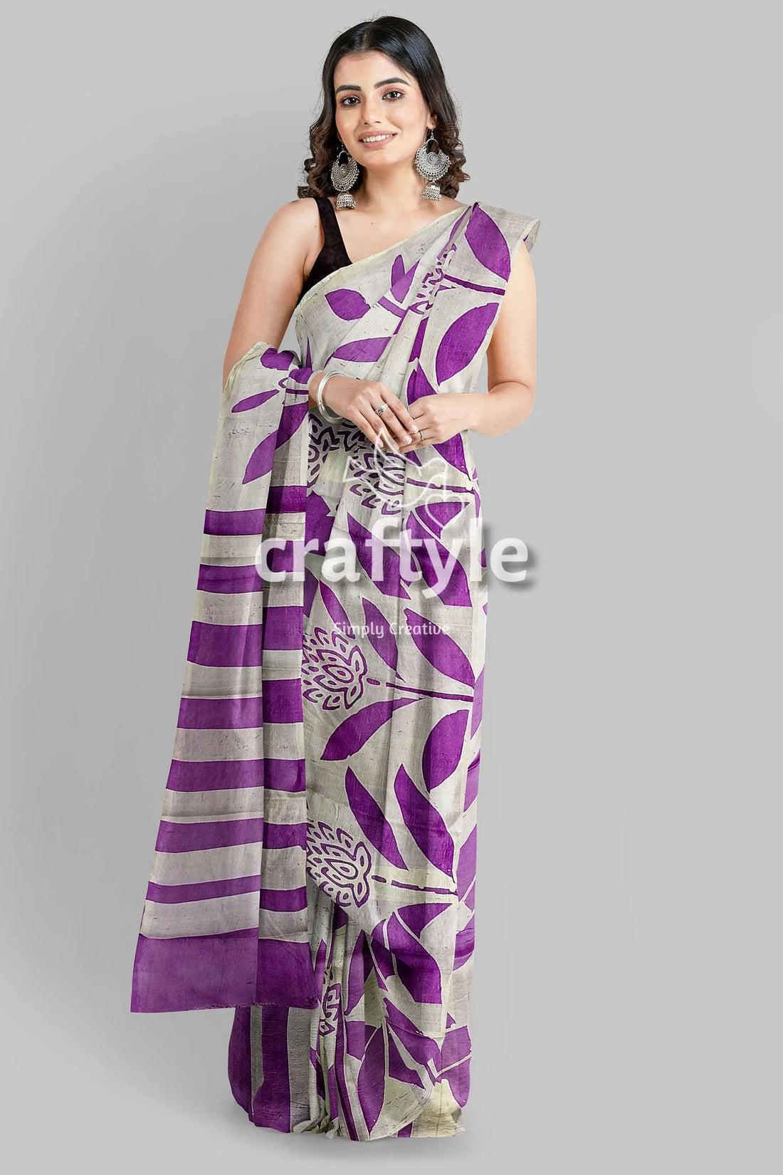 Dark lavender hand batik mulberry pure silk saree - exclusive woman purple white patterned saree 1