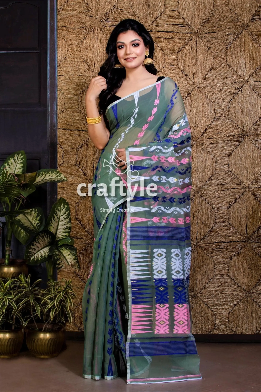 Dark moss green handloom jamdani saree woman patterned saree 1