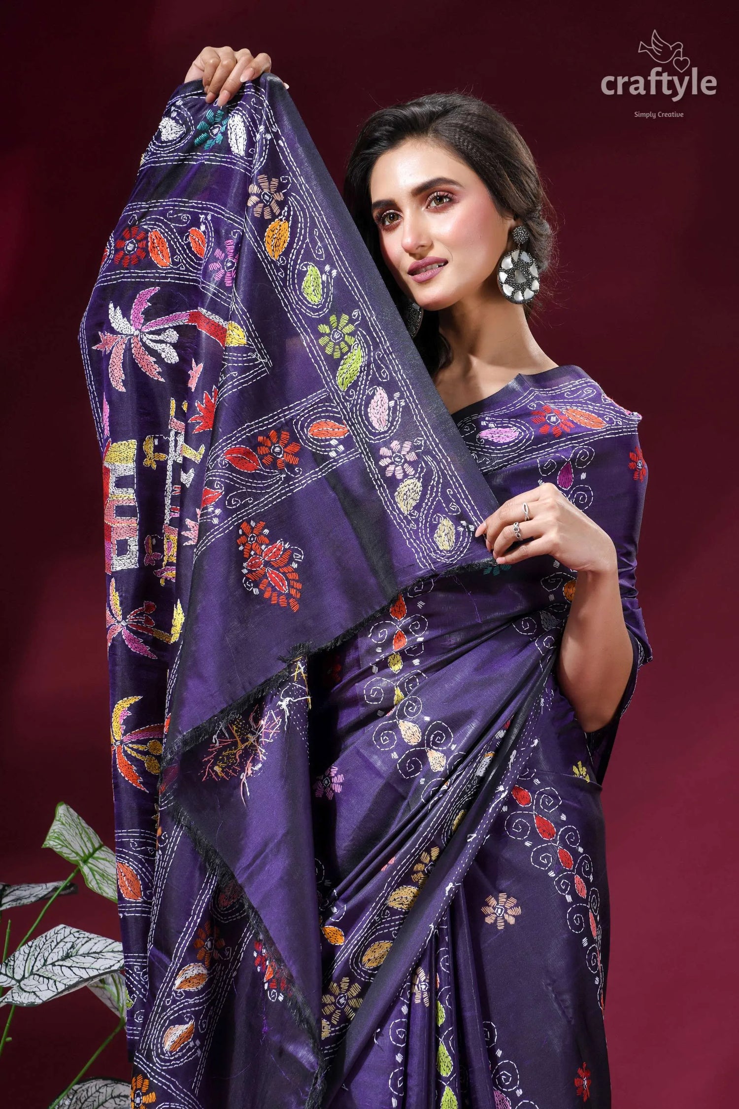 Dark purple silk kantha embroidery saree with palki theme richly embroidered purple silk saree 2