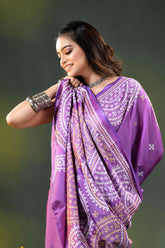 Deep lavender silk gujrati stitch saree with hand embroidered ethnic motif 2