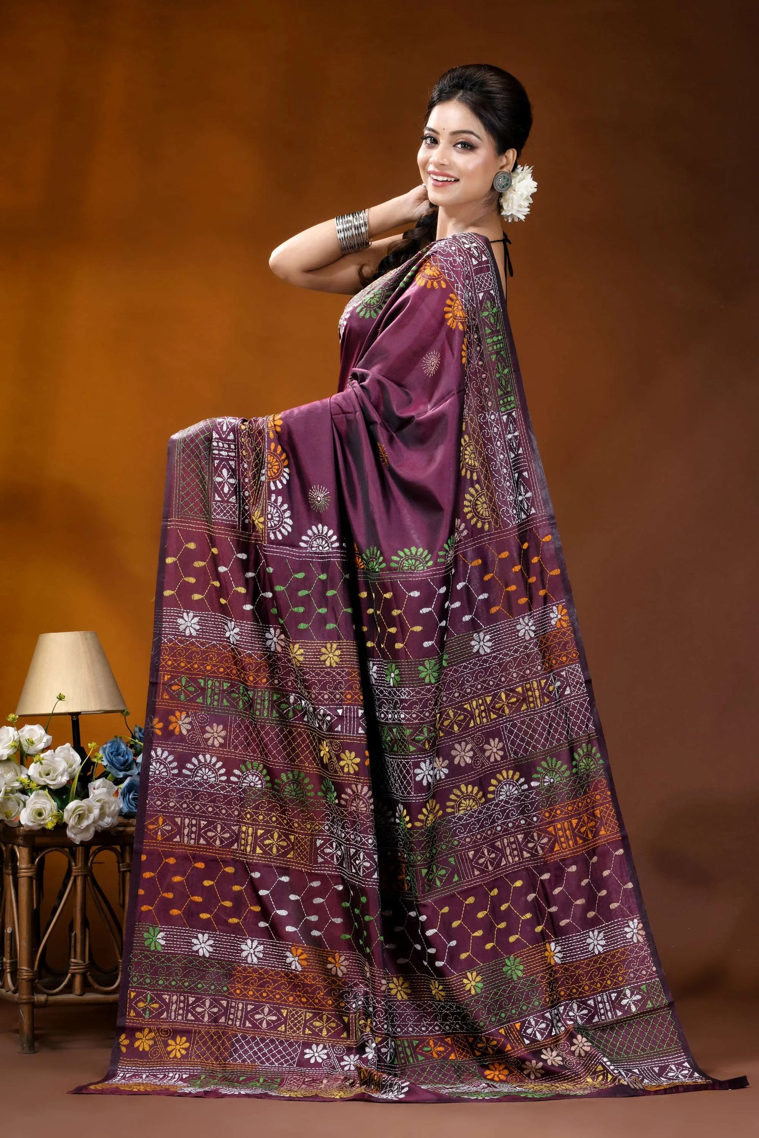 Deep plum multi-thread floral handcrafted silk lambani embroidery saree rich maroon silk saree adorned 4
