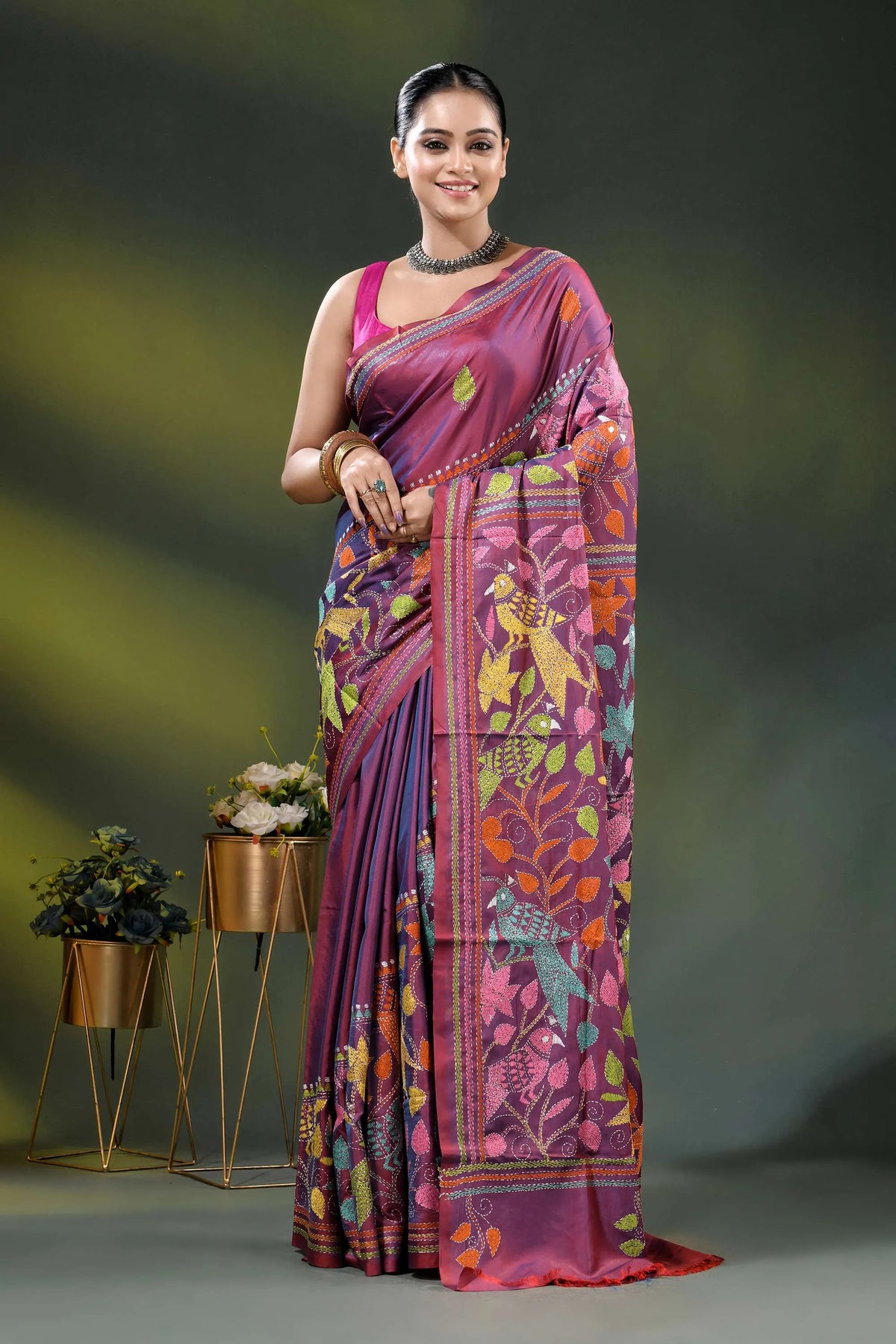 Deep rose dual-tone bird motif hand embroidered kantha silk saree 1