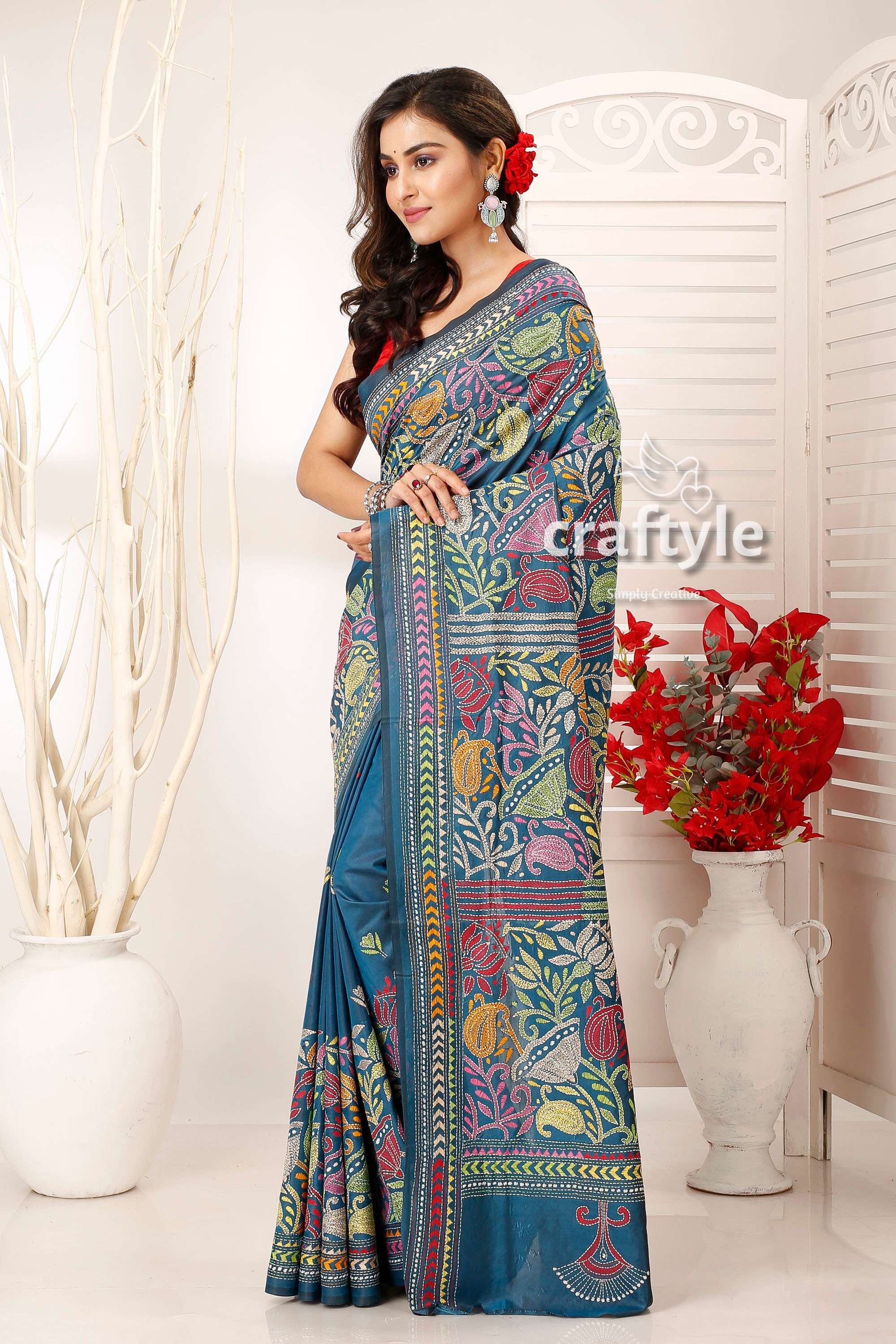 Deep Sea Green Lotus Design Elegant Kantha Silk Saree - Craftyle