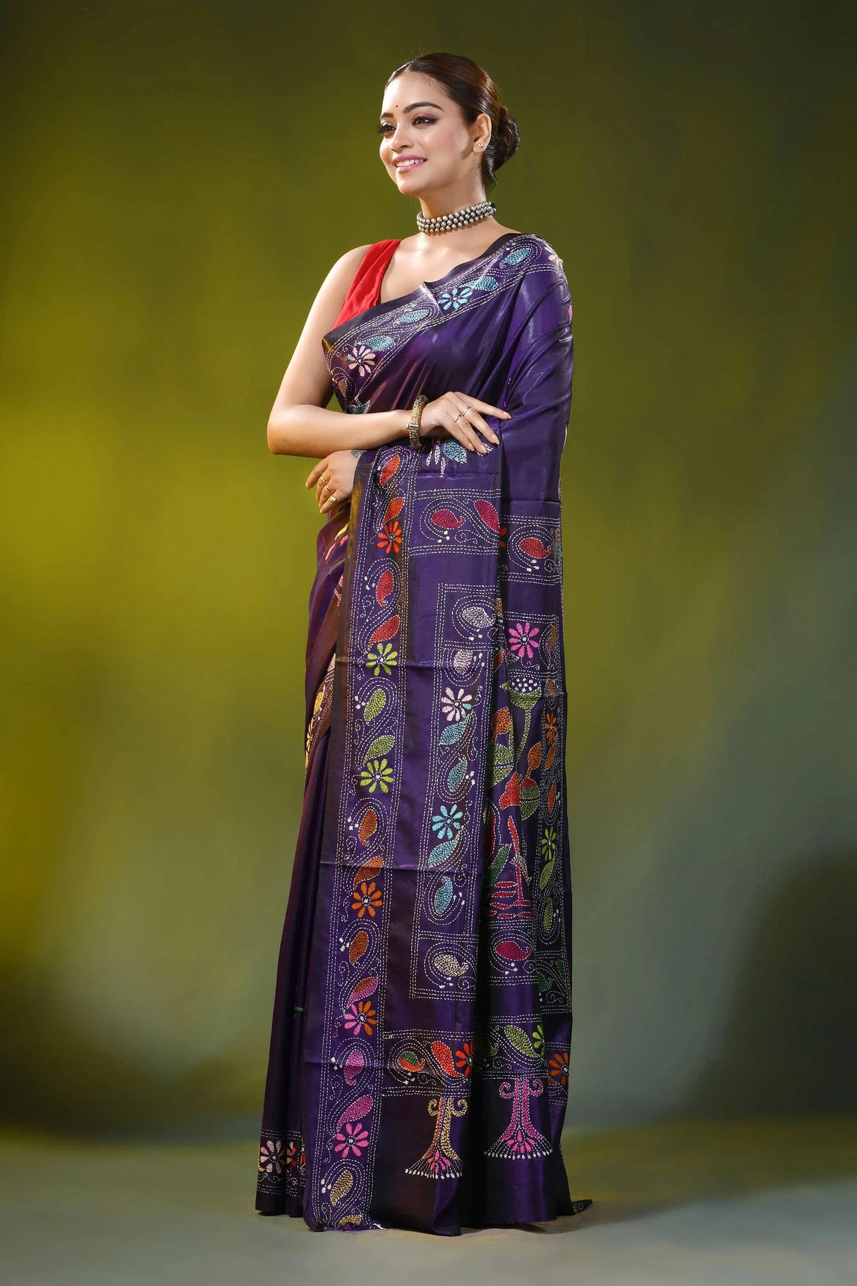 Deep violet silk kantha stitch saree with floral swan design 3
