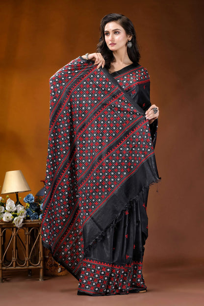 Ebony black ethnic motif silk gujrati stitch saree - hand embroidered black silk saree intricate red 5