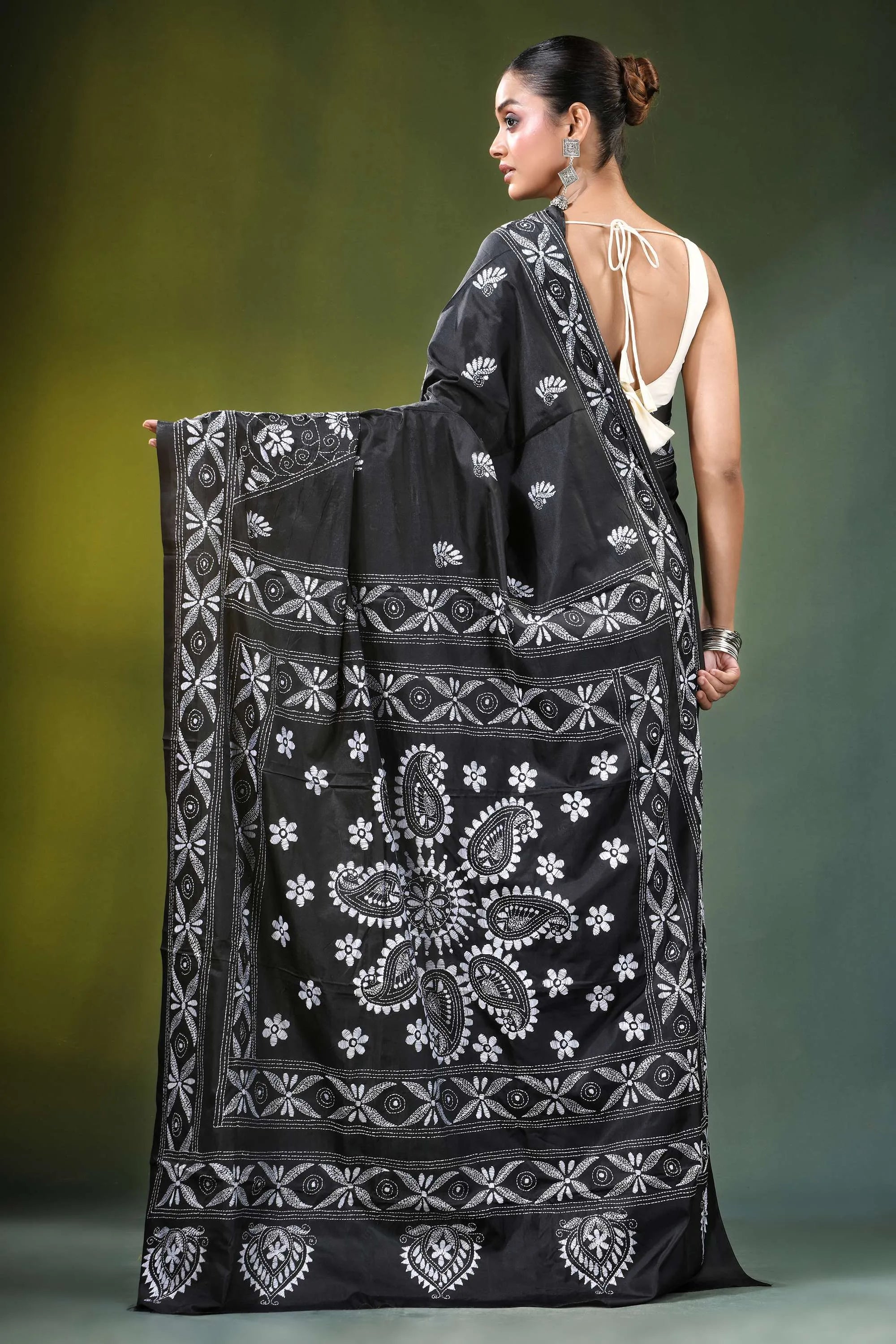 Ebony black paisley floral handcrafted silk kantha saree intricate white block-printed 5