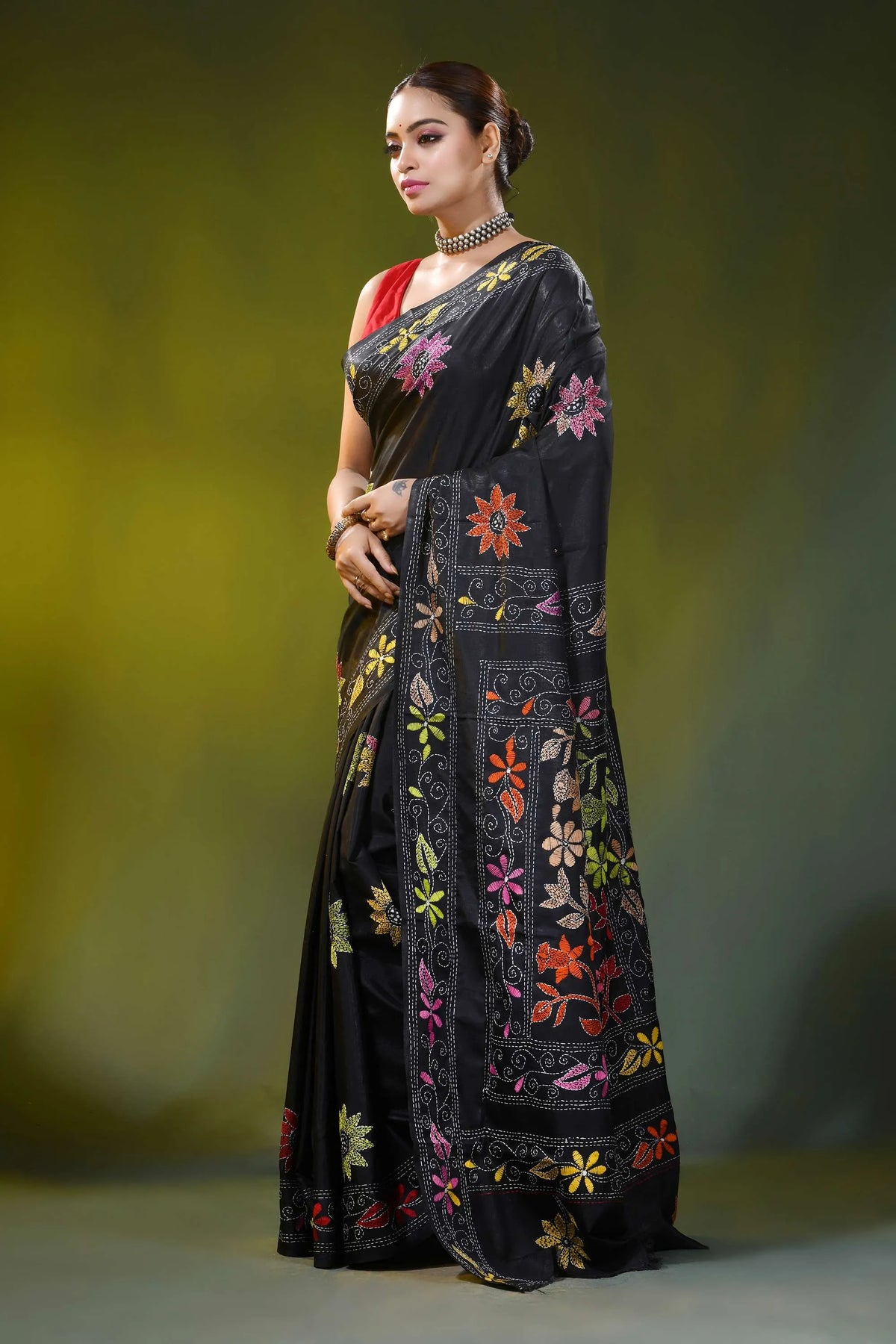 Ebony black silk kantha saree with handcrafted floral border motif 3