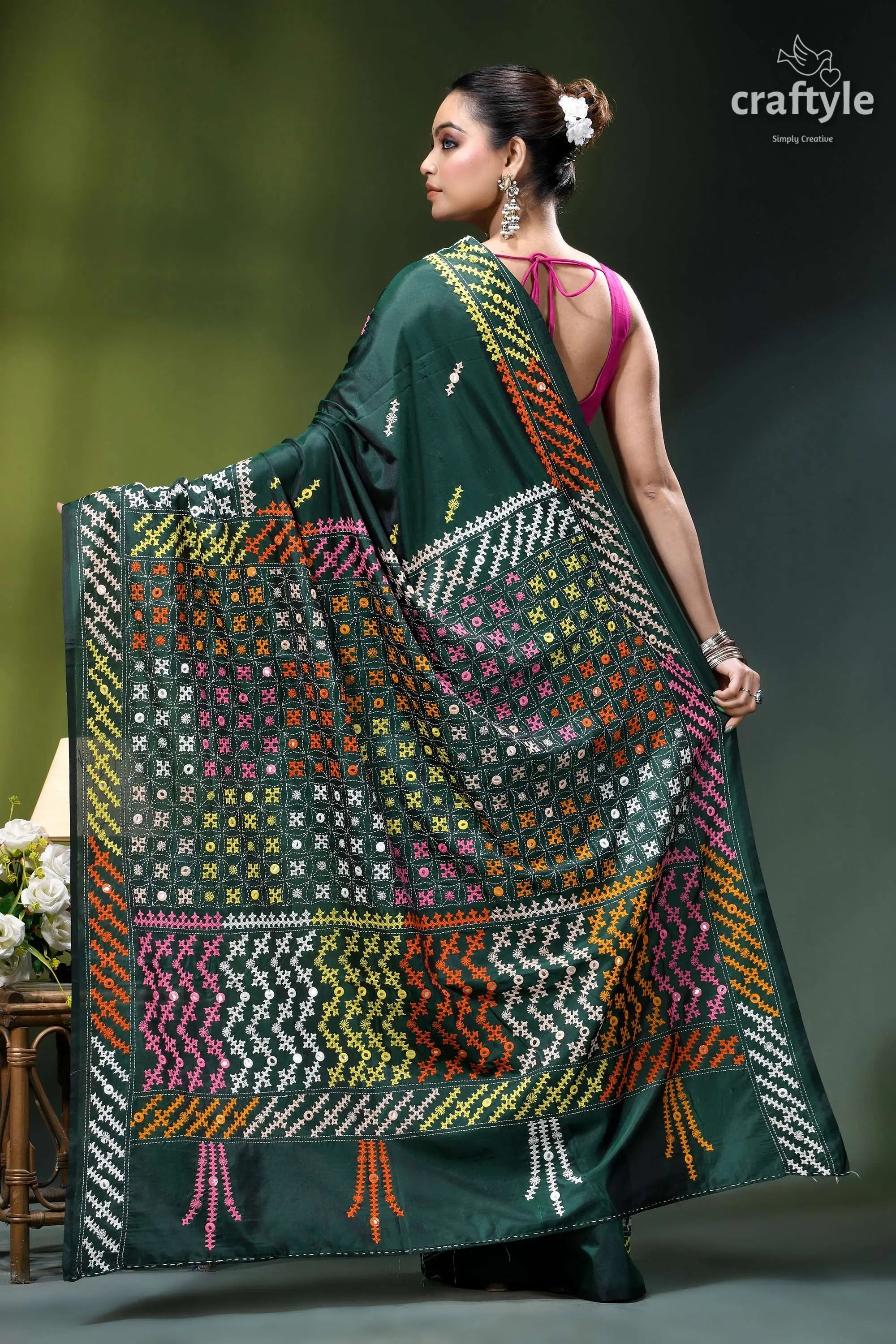 Eden green multi-thread gujrati stitch silk saree with mirror detailing emerald green banarasi saree intricate 6