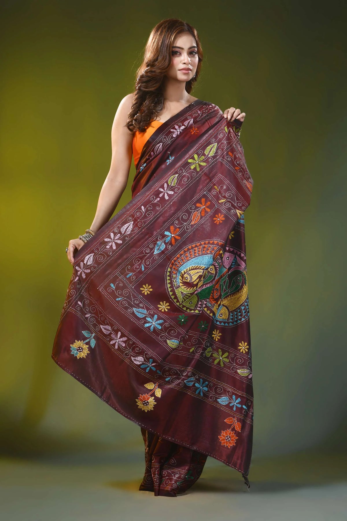 Ethnic fish motif cocoa bean handcrafted kantha work silk saree 4