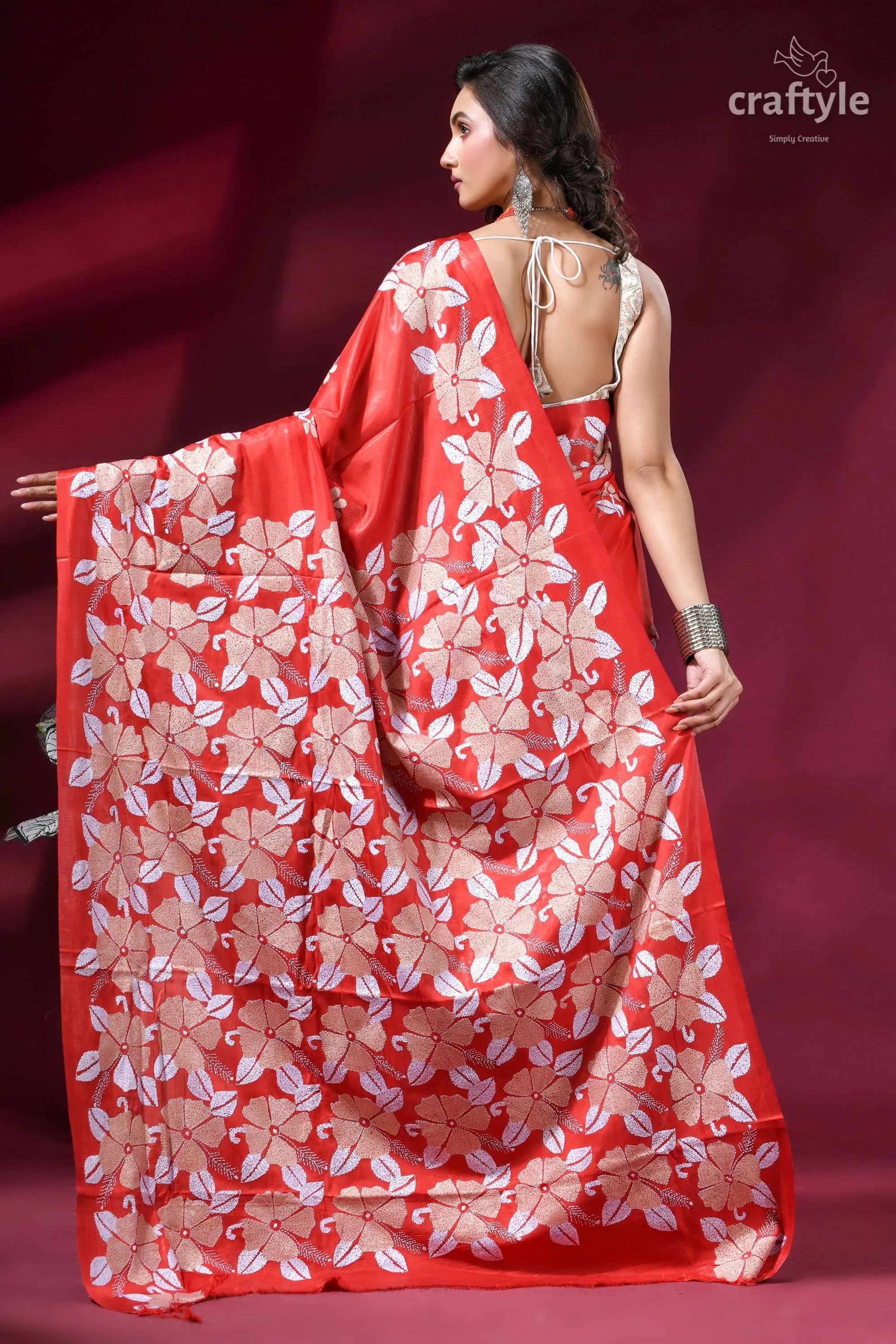 Exclusive floral motif hand embroidered kantha silk saree in red vibrant red silk saree adorned 5