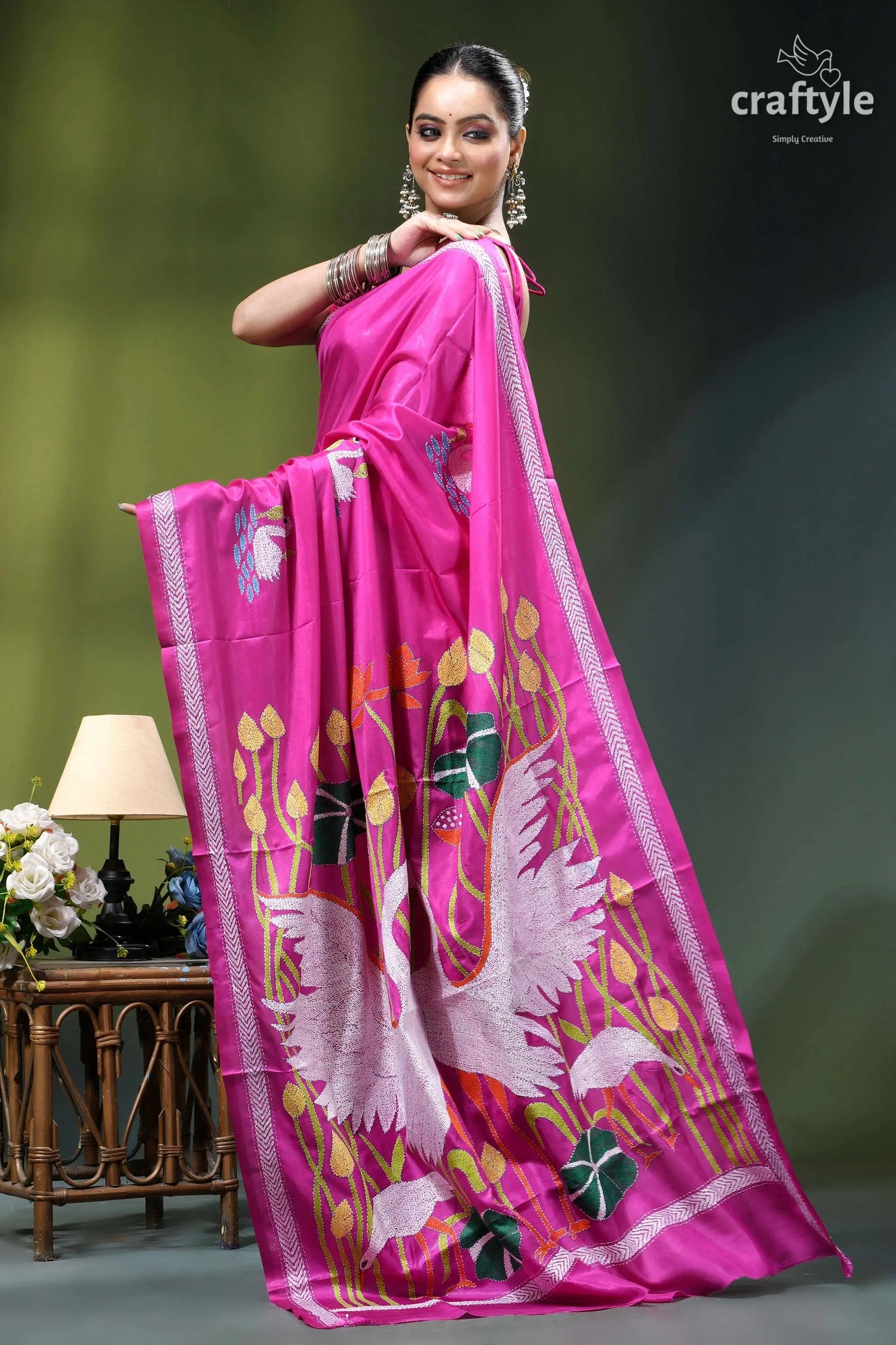 Exclusive heron motif handcrafted kantha silk saree in royal fuchsia vibrant fuchsia silk saree adorned 3