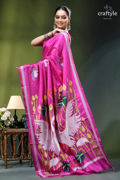 Exclusive heron motif handcrafted kantha silk saree in royal fuchsia vibrant fuchsia silk saree adorned 3