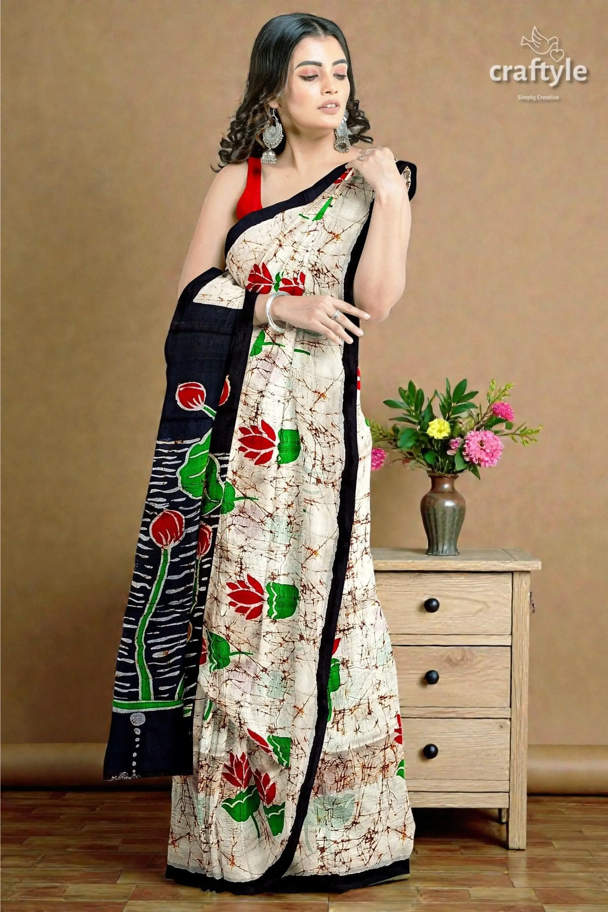 Exclusive lotus motif hand batik mulberry pure silk saree 3