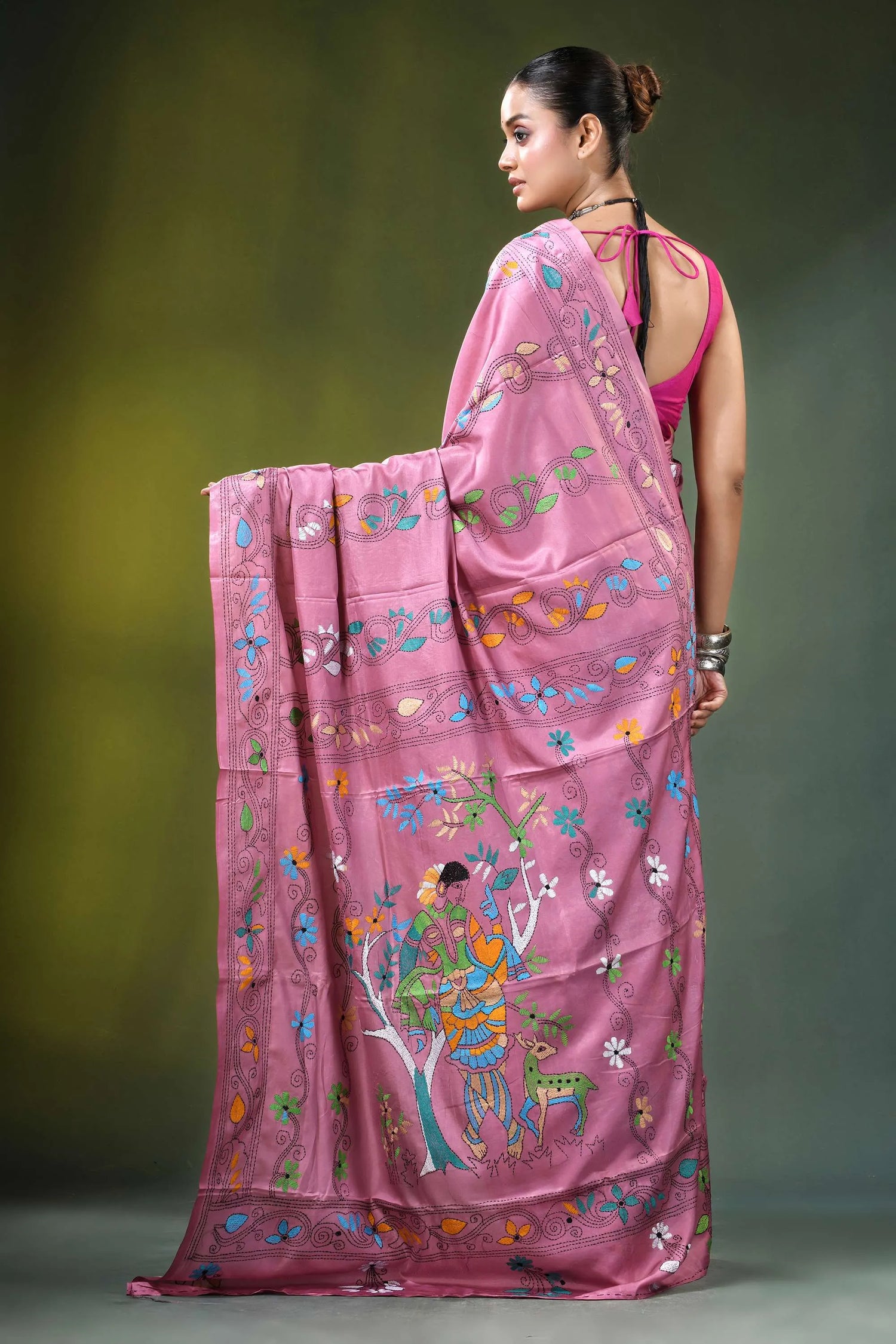 Exclusive shakuntala design silk kantha saree in dusty pink intricate hand-painted 5