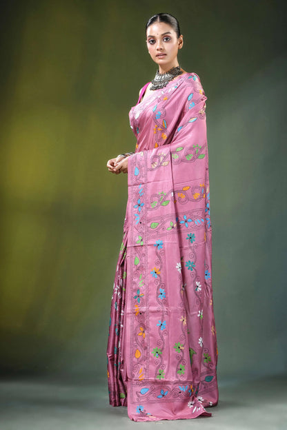 Exclusive shakuntala design silk kantha saree in dusty pink adorned intricate 3