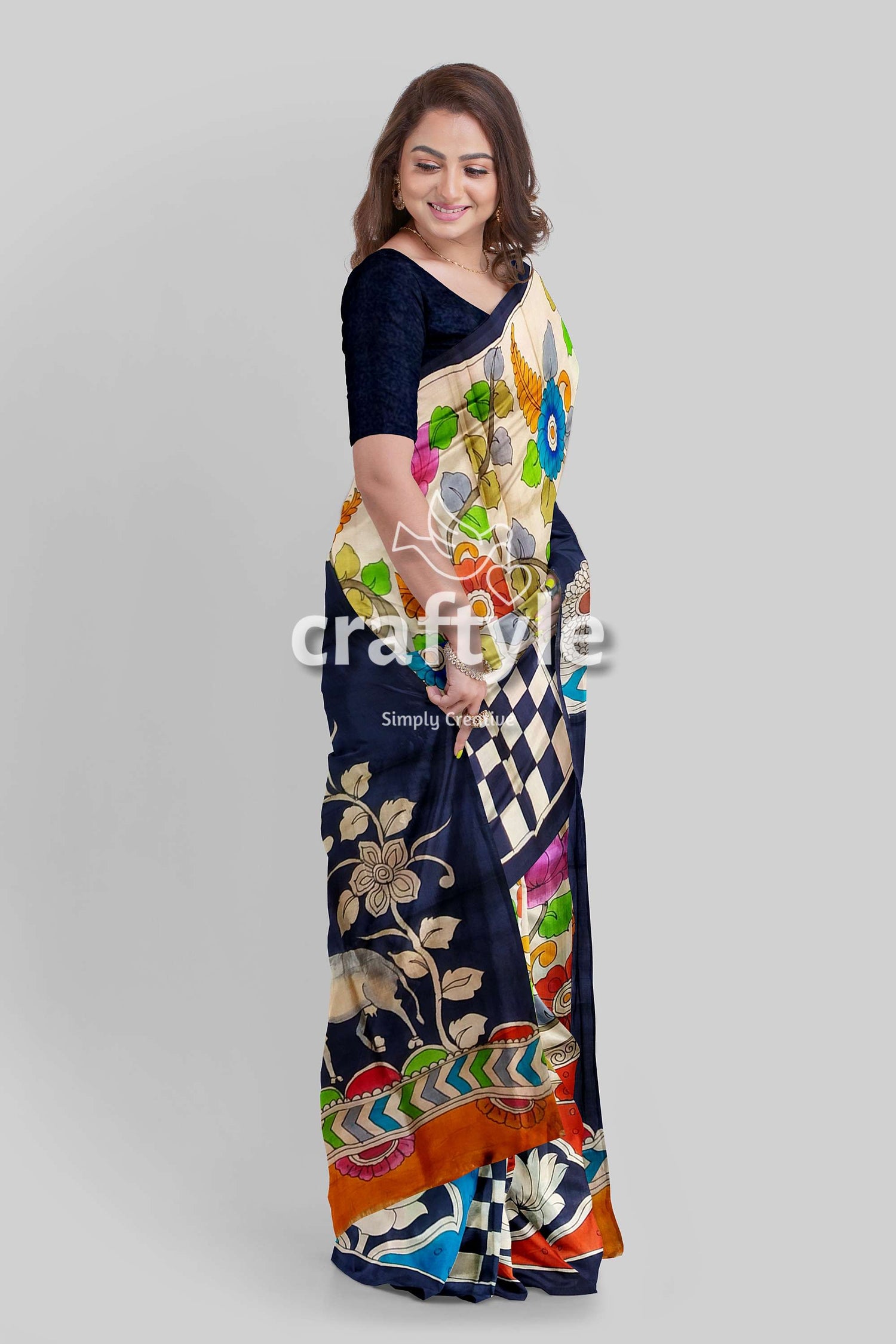 Fish Motif Spanish Green Floral Design Hand Painted Pure Tussar Kalamkari Saree - Craftyle