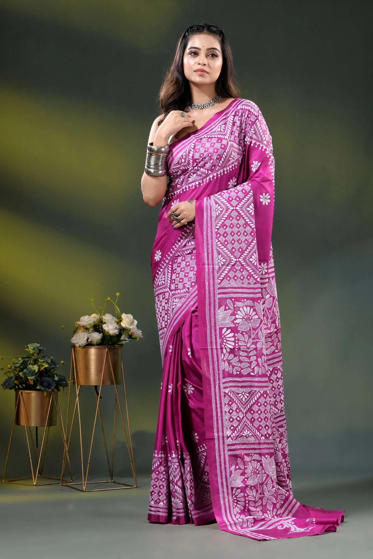 Floral motif hand embroidered silk kantha work saree in magenta 6