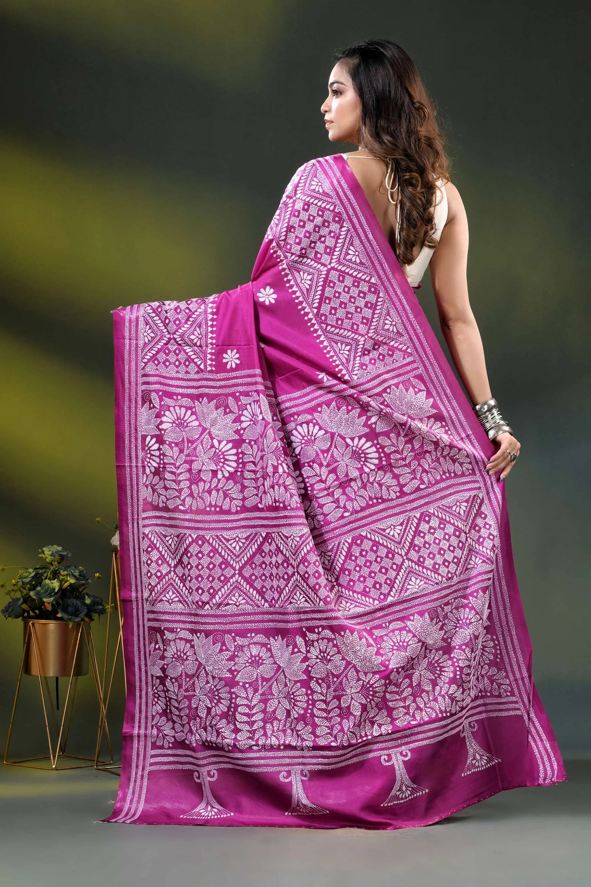 Floral motif hand embroidered silk kantha work saree in magenta 5