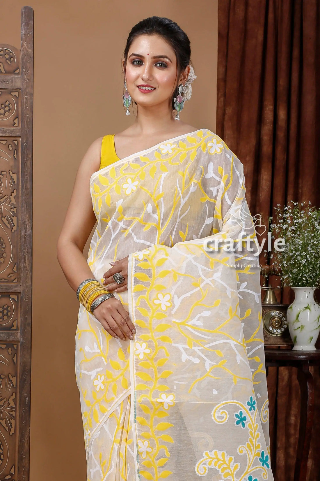 Graceful jamdani saree in salt white and yellow elegant indian sari woman white yellow floral saree 2