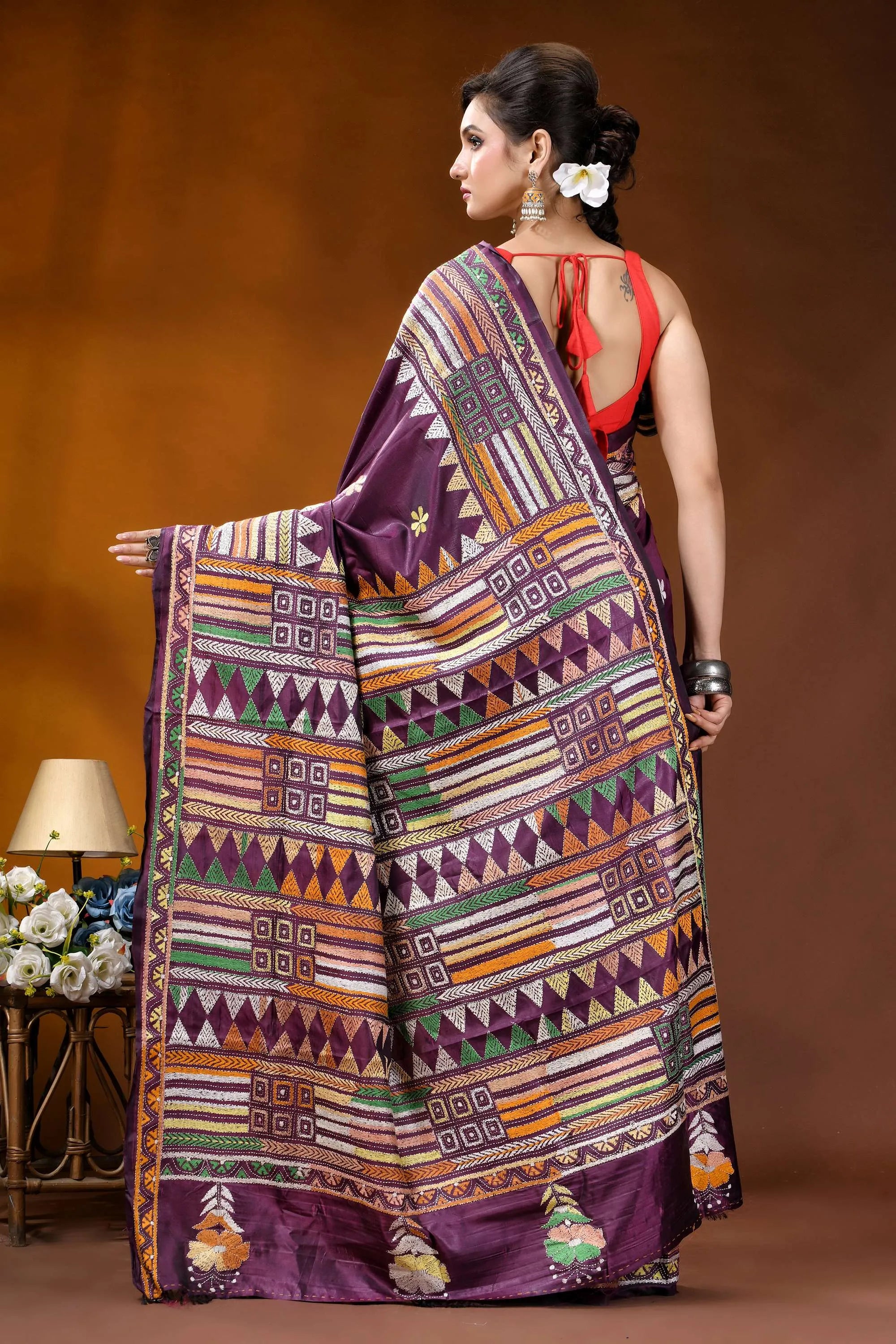 Grape purple ethnic design handcrafted silk kantha stitch saree purple embroidered saree intricate geometric 6