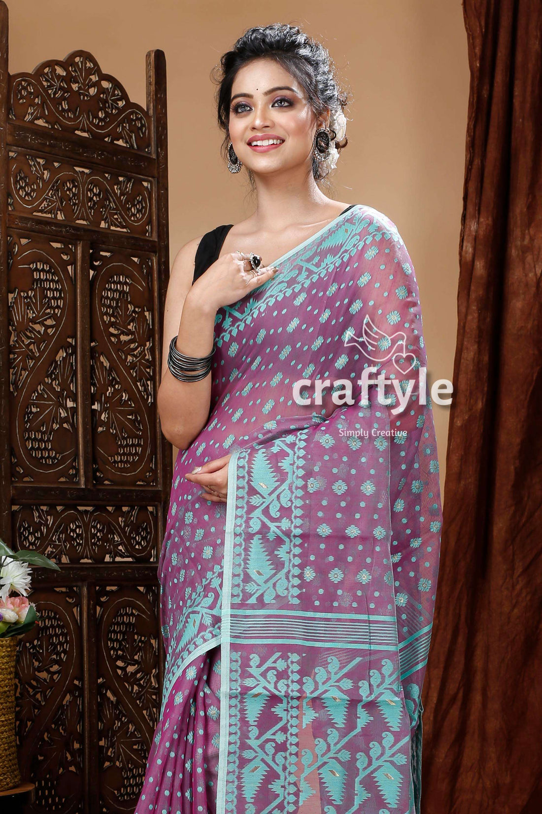Grape Purple Intricate Handloom Jamdani Sari - Craftyle