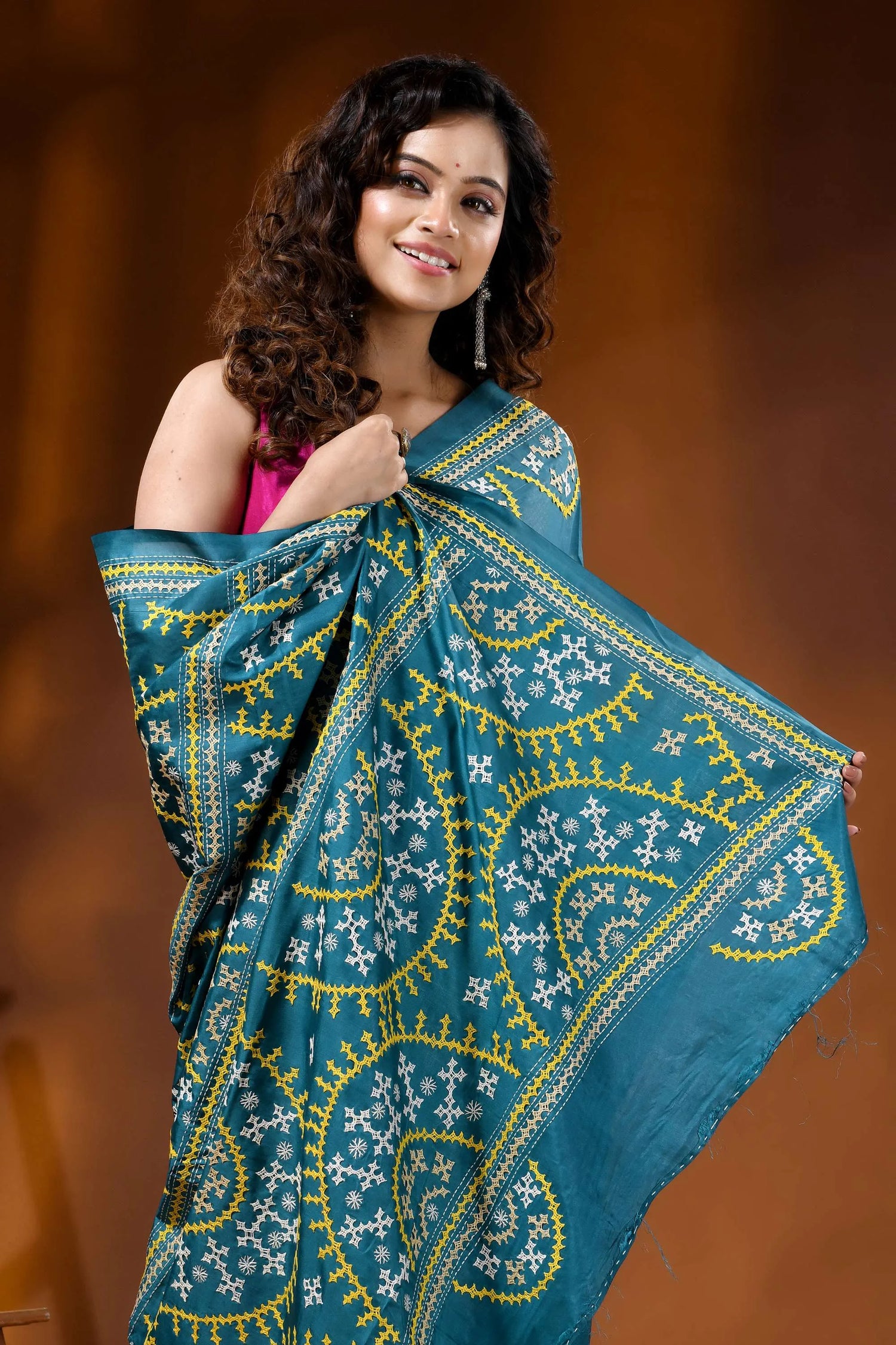 Greenish blue silk gujarati stitch saree with multicolor ethnic design 2