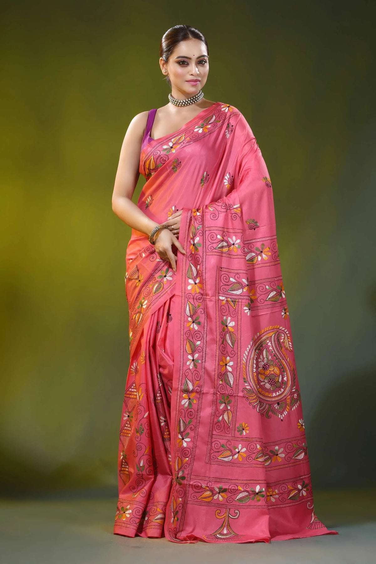 Hand embroidered blush pink silk kantha saree with paisley motif 1