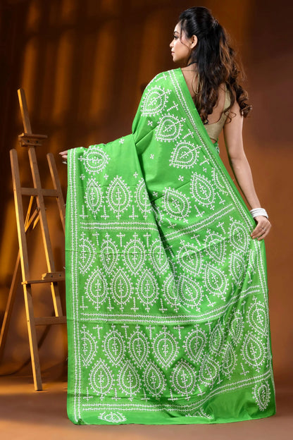 Hand embroidered leaf green silk kutch work saree with paisley motif 5