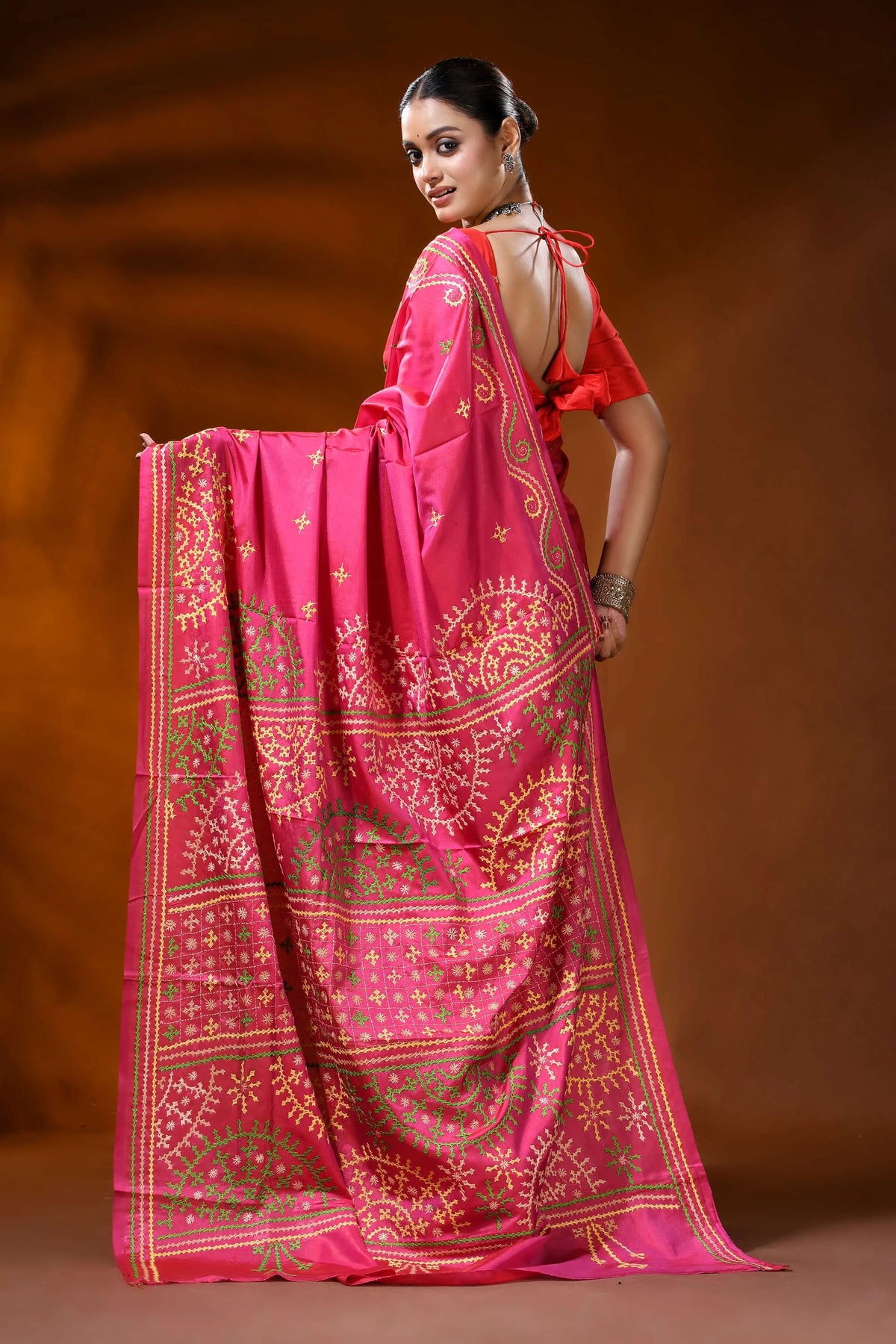 Hand embroidered rani pink kutch work silk saree - floral design 5