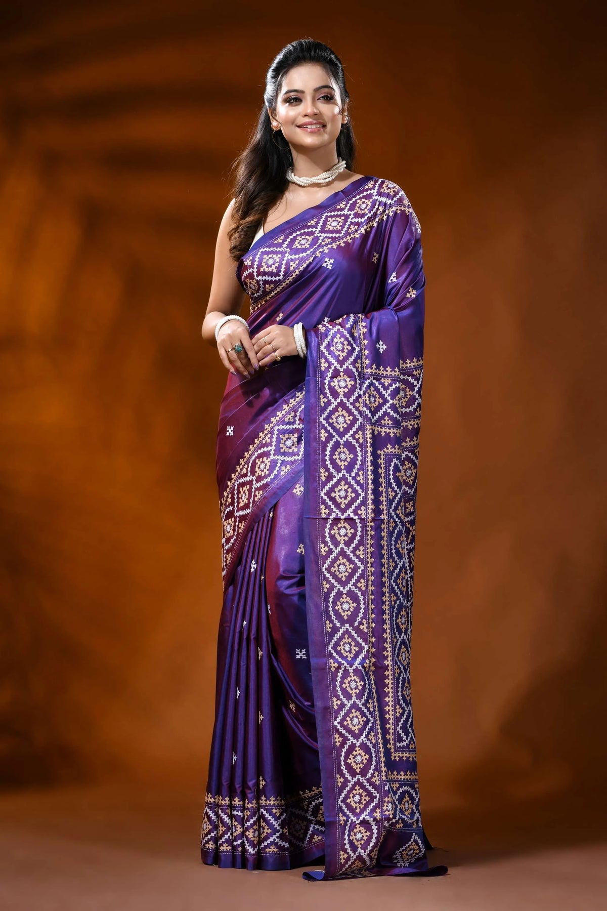 Hand embroidered royal purple gujarati stitch silk saree - ethnic design 6