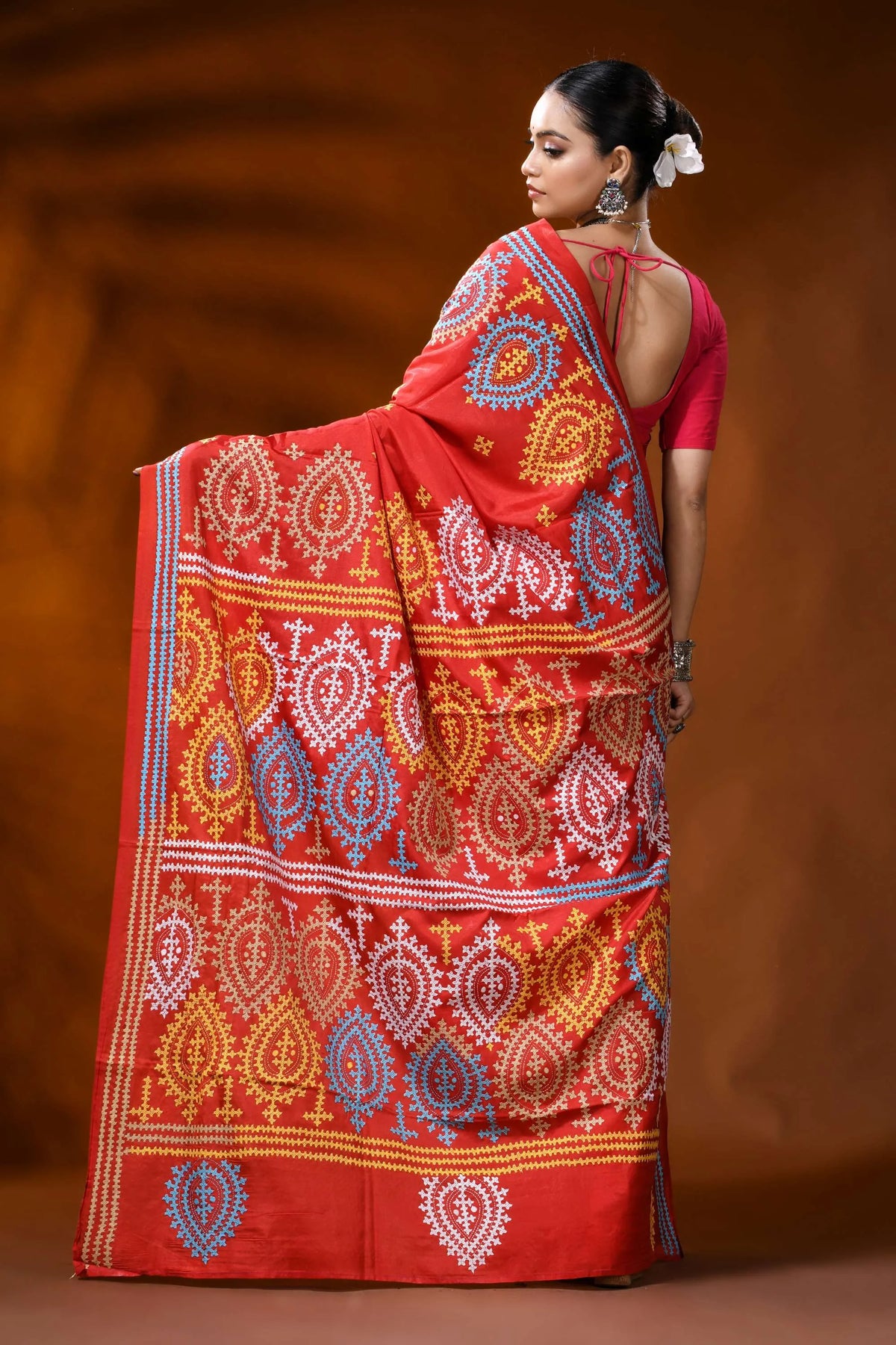 Hand embroidered scarlet red silk kutch work saree - paisley motifs 5