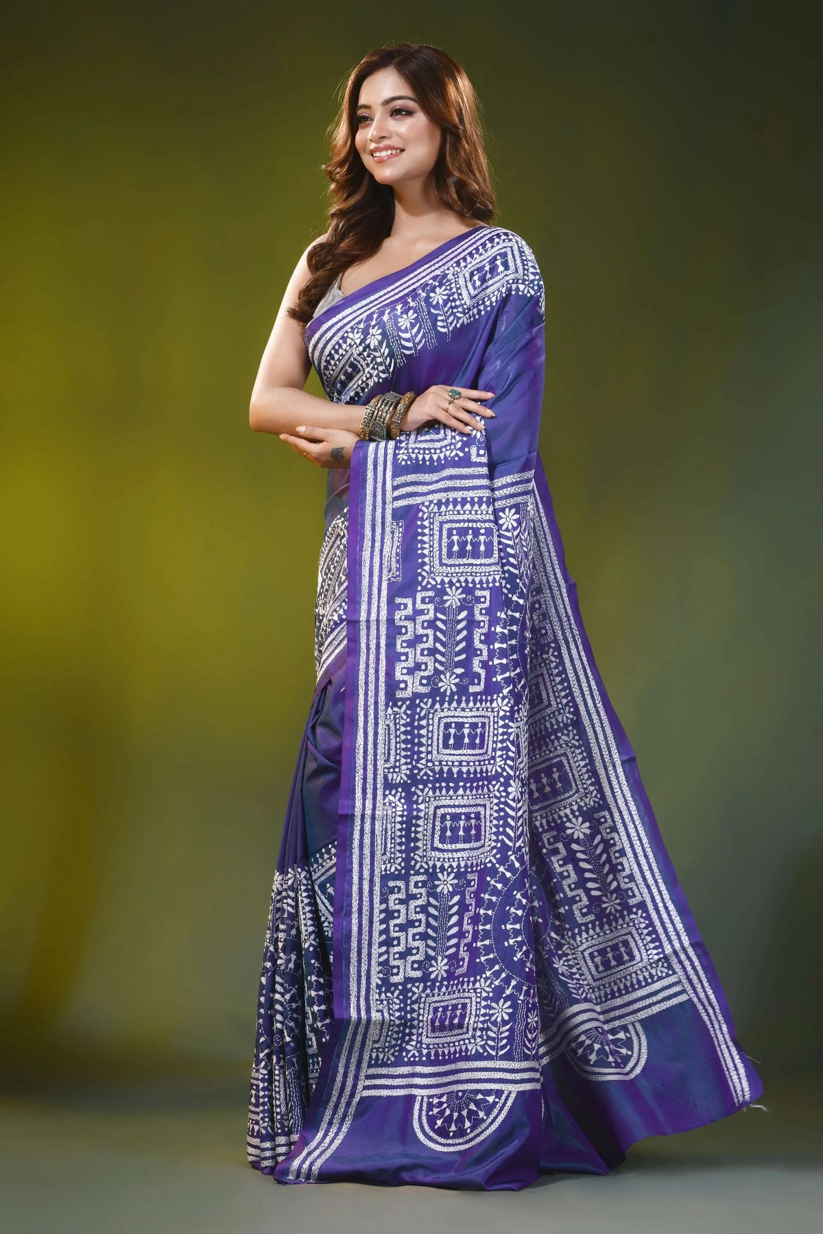 Hand embroidered warli design nile blue silk kantha stitch saree 3