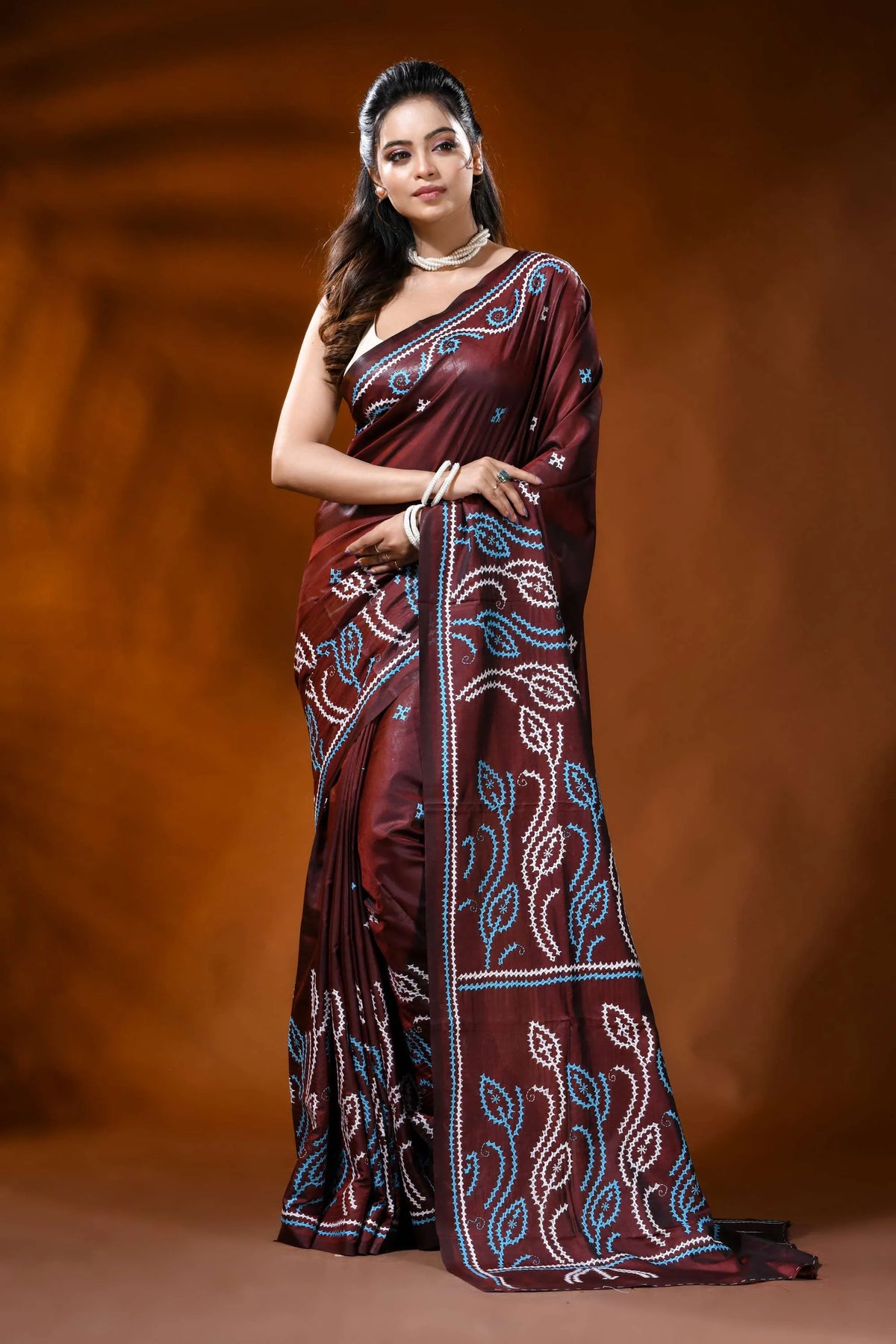 Hand embroidered wine silk kutch work saree with leafy floral design 6
