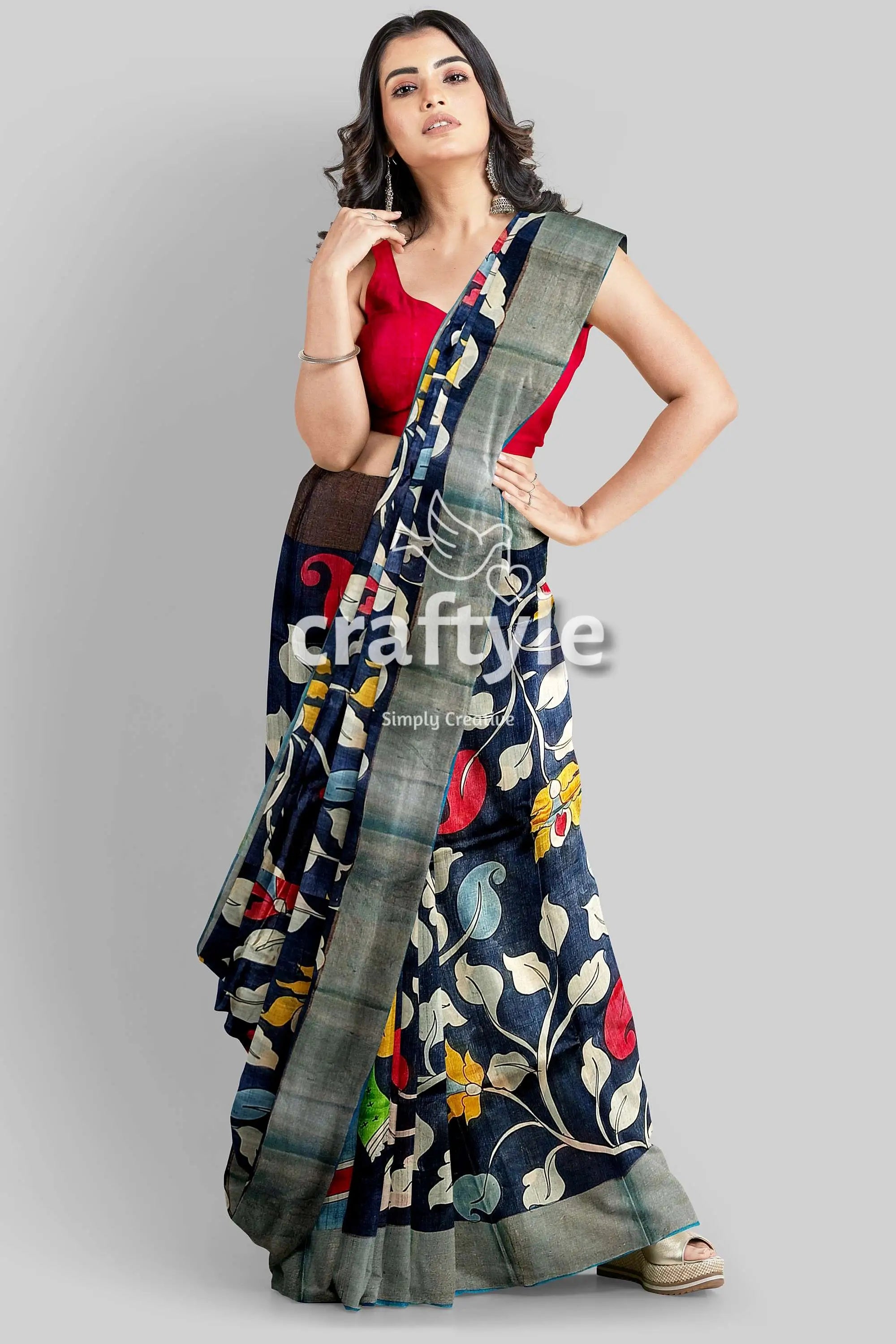 Hand painted onyx black pure tussar kalamkari sari with zari border woman floral saree 5