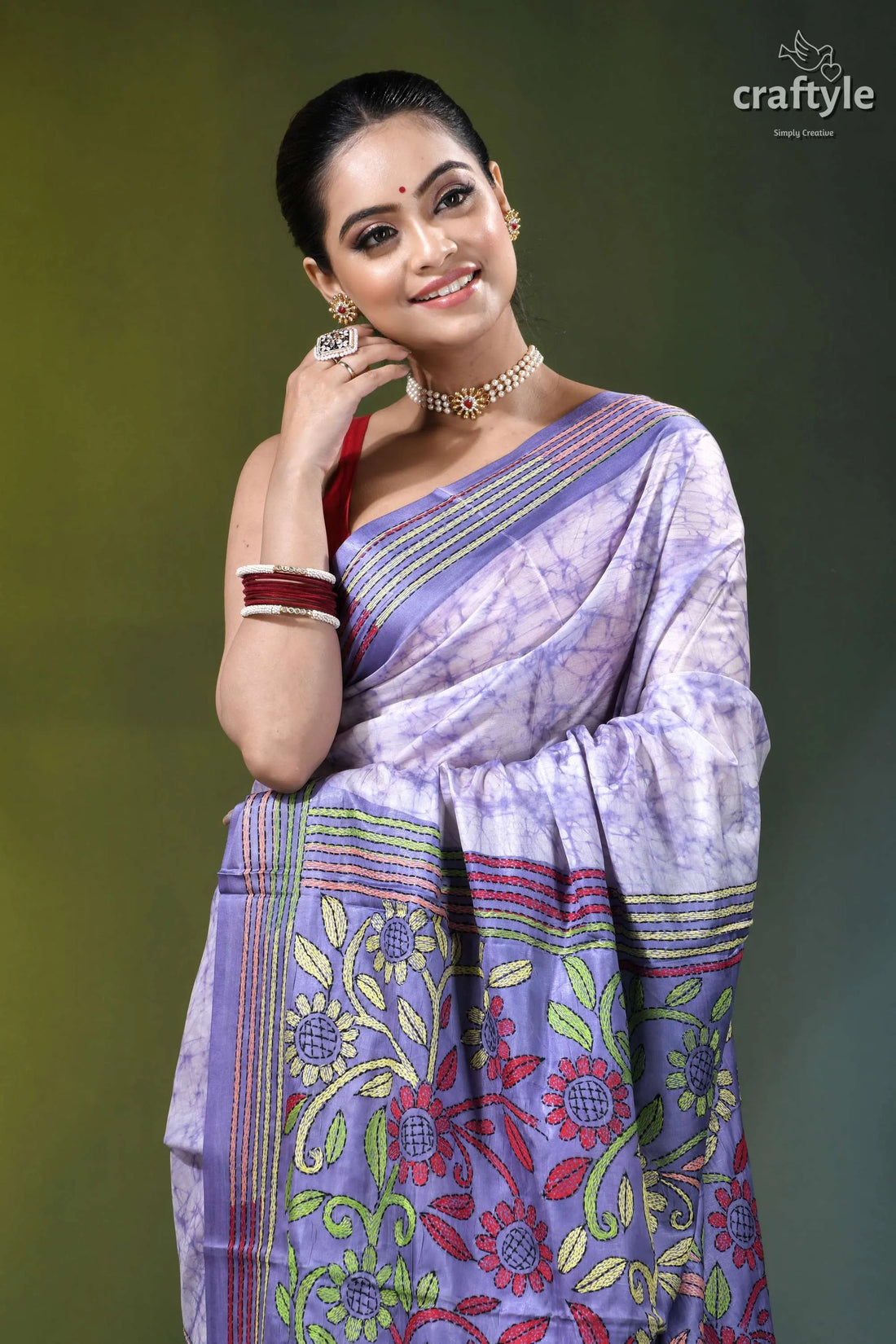 Handcrafted batik floral kantha silk saree in languid lavender lavender silk saree intricate floral 2
