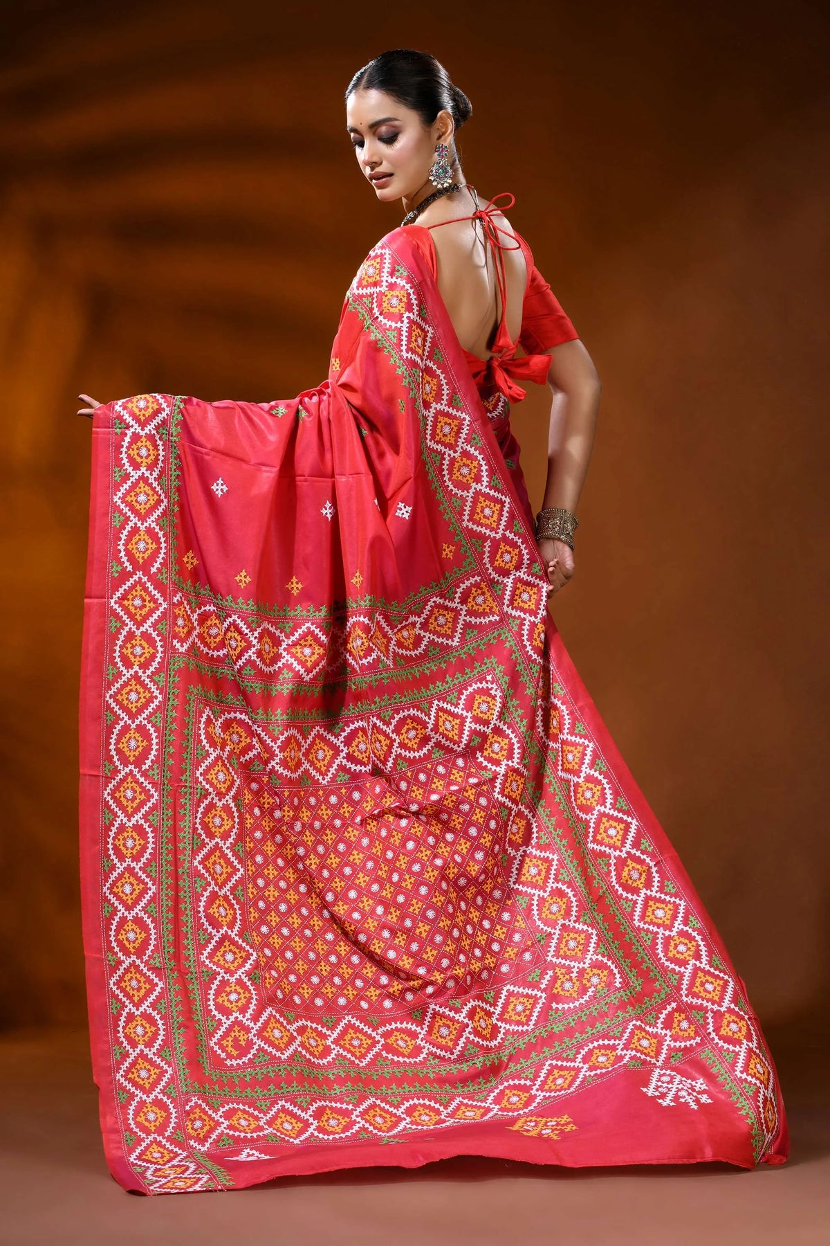 Handcrafted coral red kutch work silk saree geometric ethnic design 5