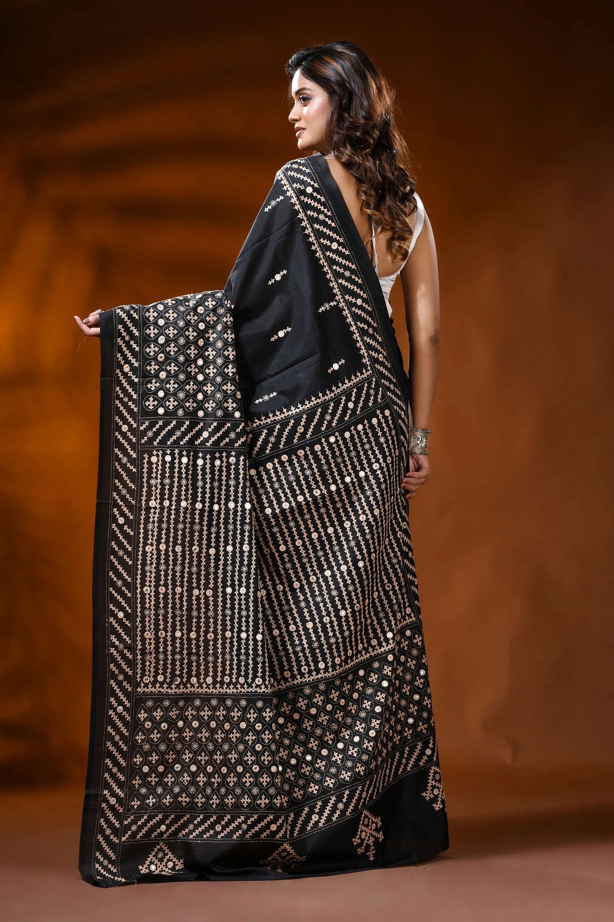 Handcrafted ebony black kutch embroidered silk saree with mirror detailing 5