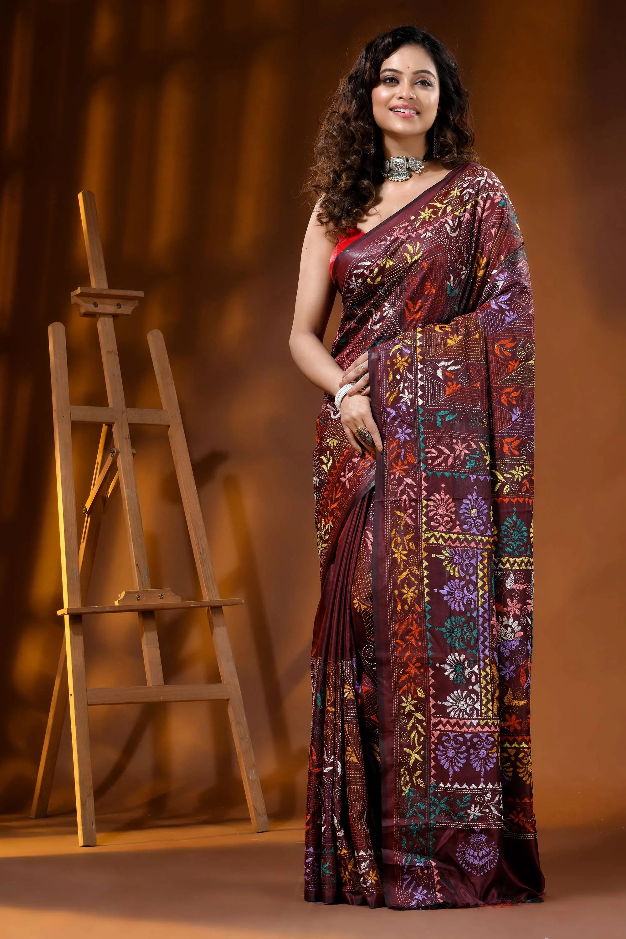 Handcrafted floral design kantha embroidery silk saree in crater brown 6