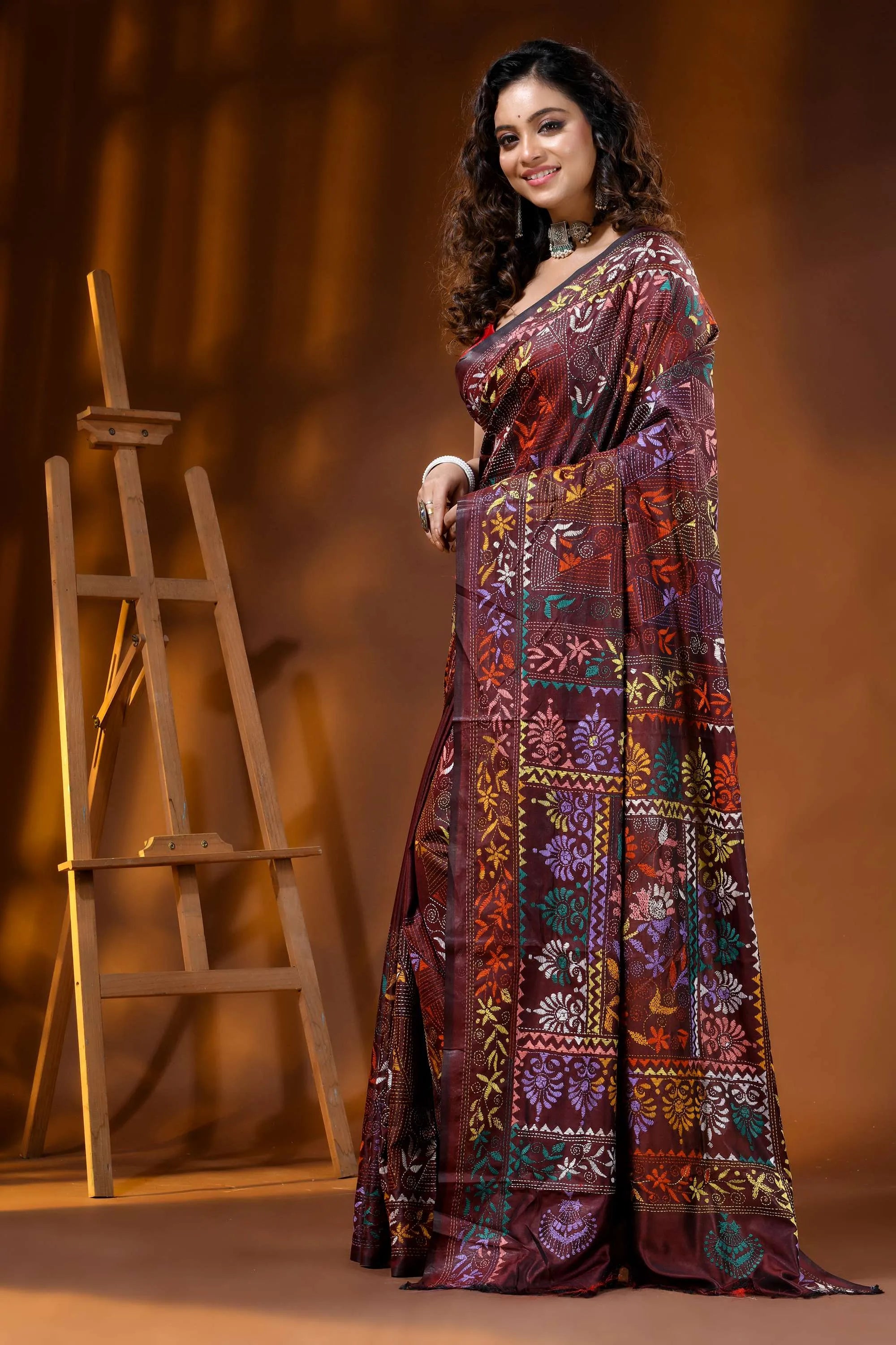 Handcrafted floral design kantha embroidery silk saree in crater brown 3