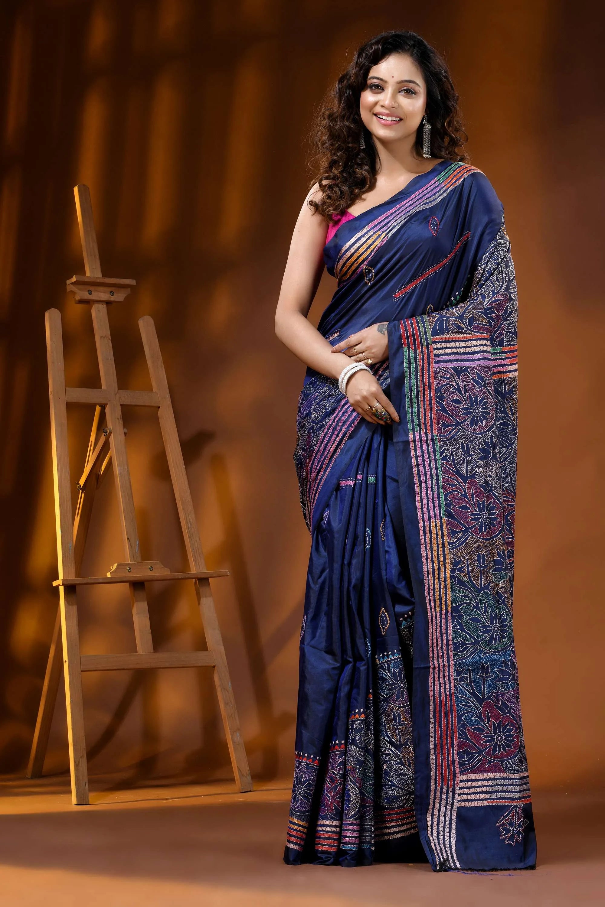 Handcrafted floral design navy blue kantha embroidery silk saree - reverse stitch 6