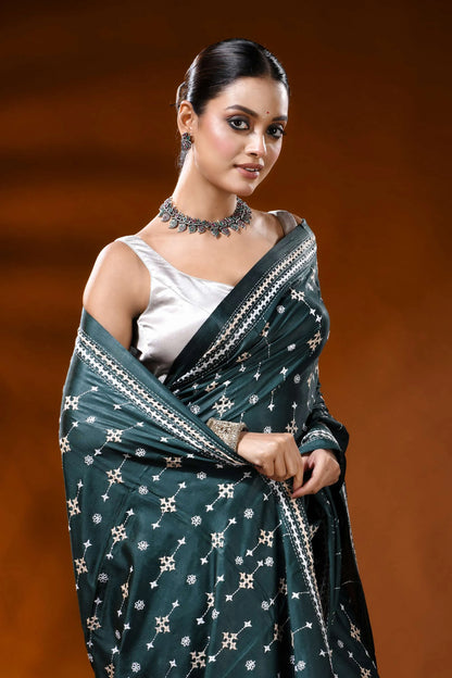 Handcrafted forest green silk gujrati stitch saree - ethnic design 2