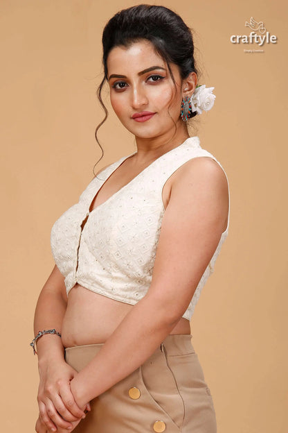 Handcrafted hakoba cotton blouse in off-white woman white sleeveless crop tan 3