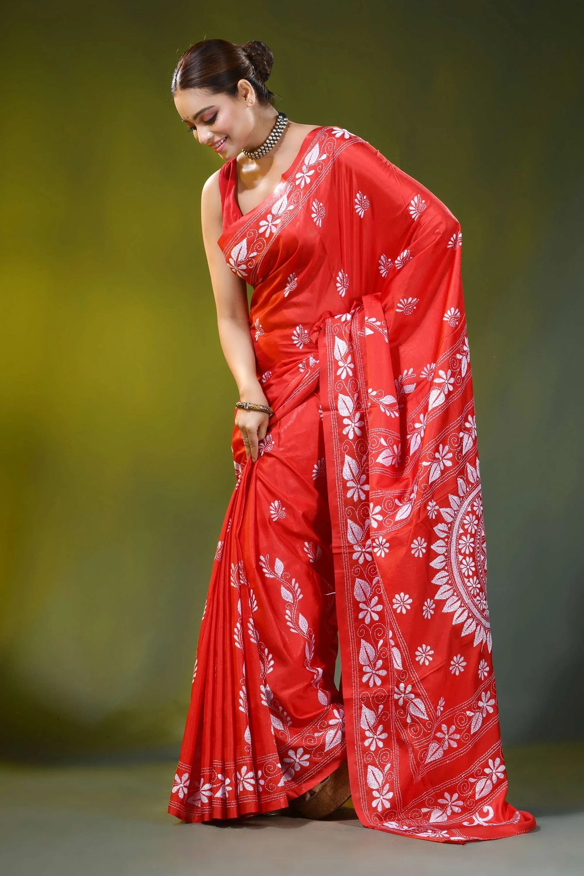 Handcrafted lava red silk kantha saree with mandala floral motif 3