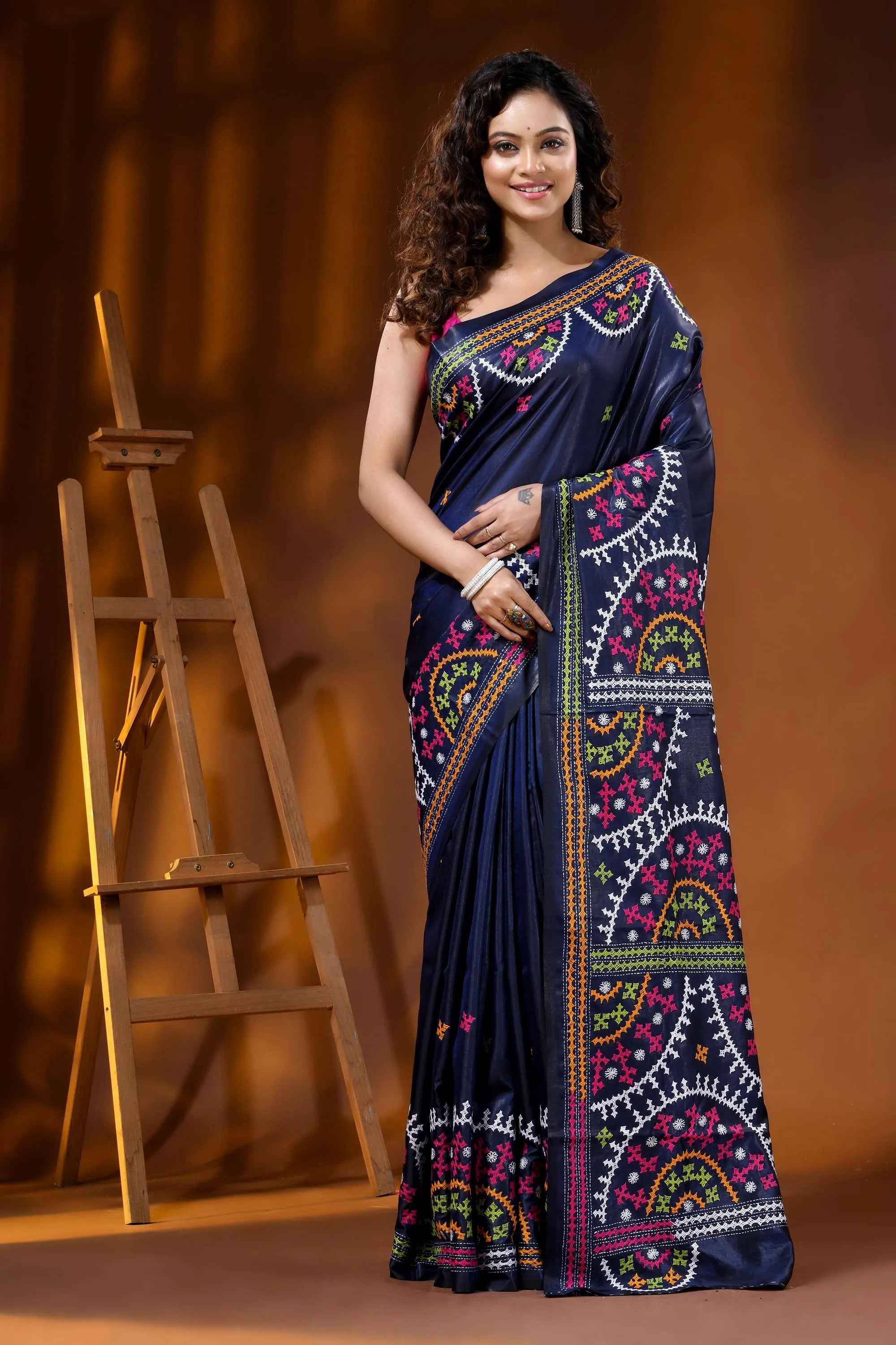 Handcrafted navy blue silk kutch embroidery saree multicolor ethnic motif 1